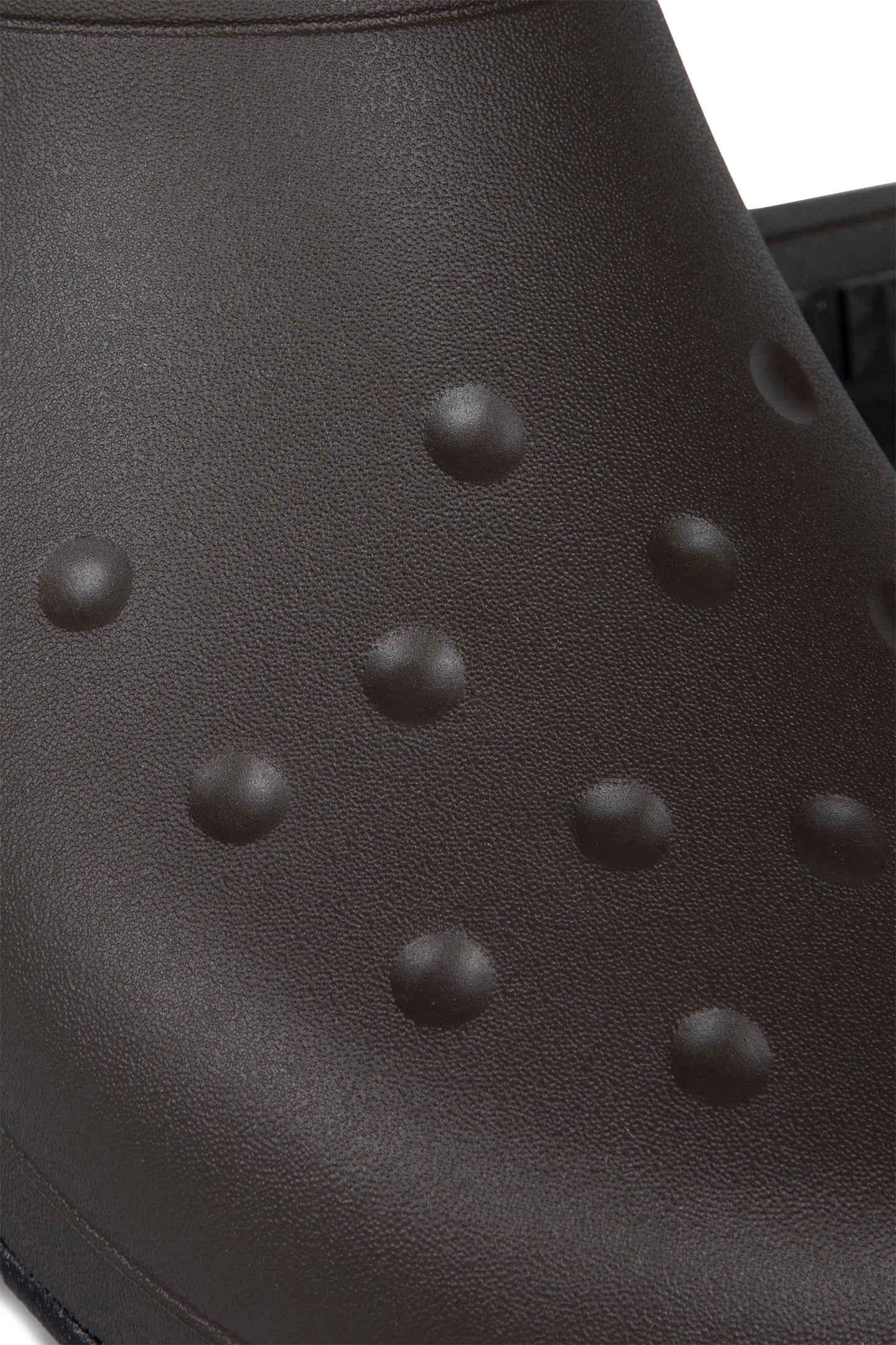 CROCS – CLASSIC QUIET CLOG BROWN 4