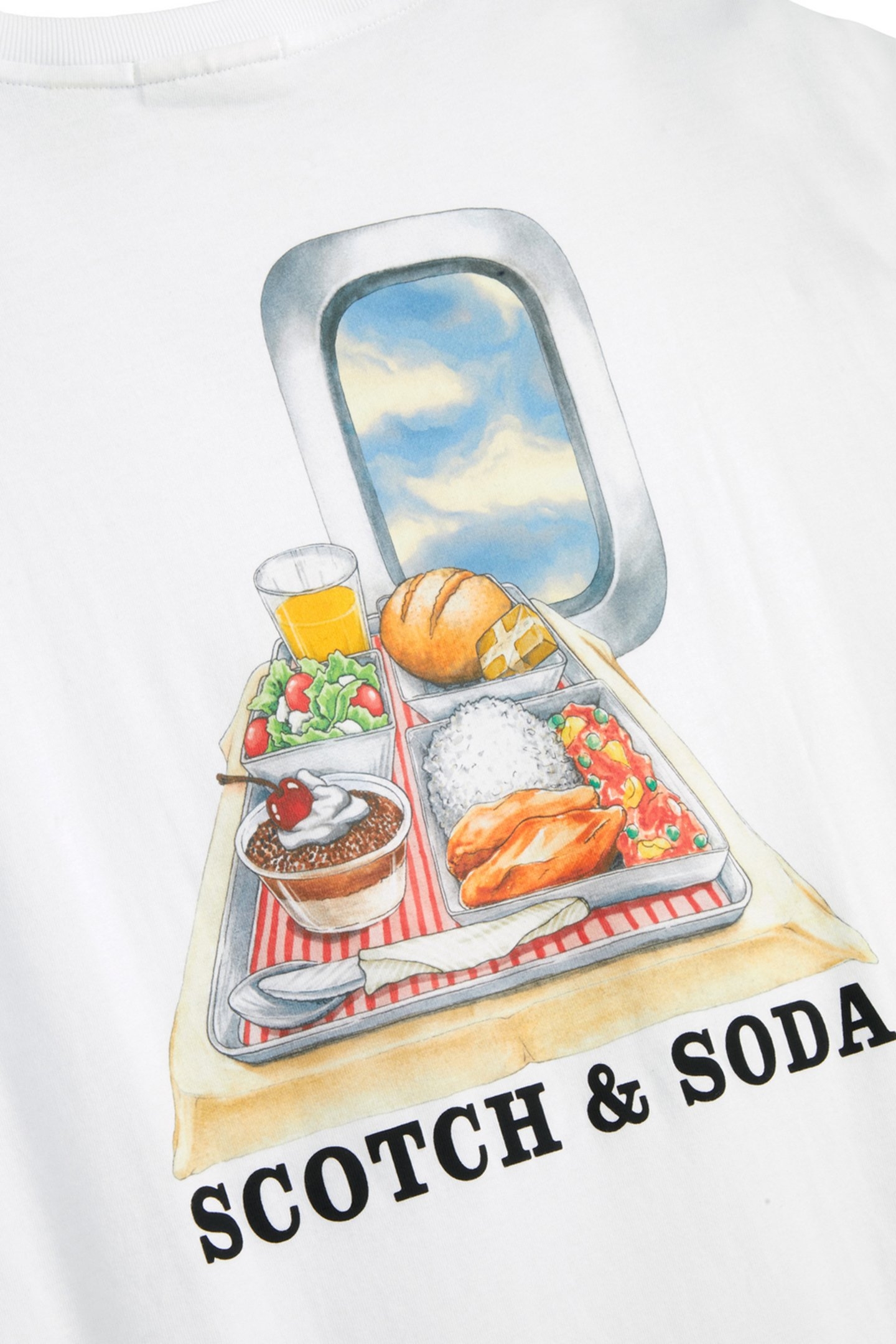 SS GRAPHIC TEE WHITE TRADITIONAL 3