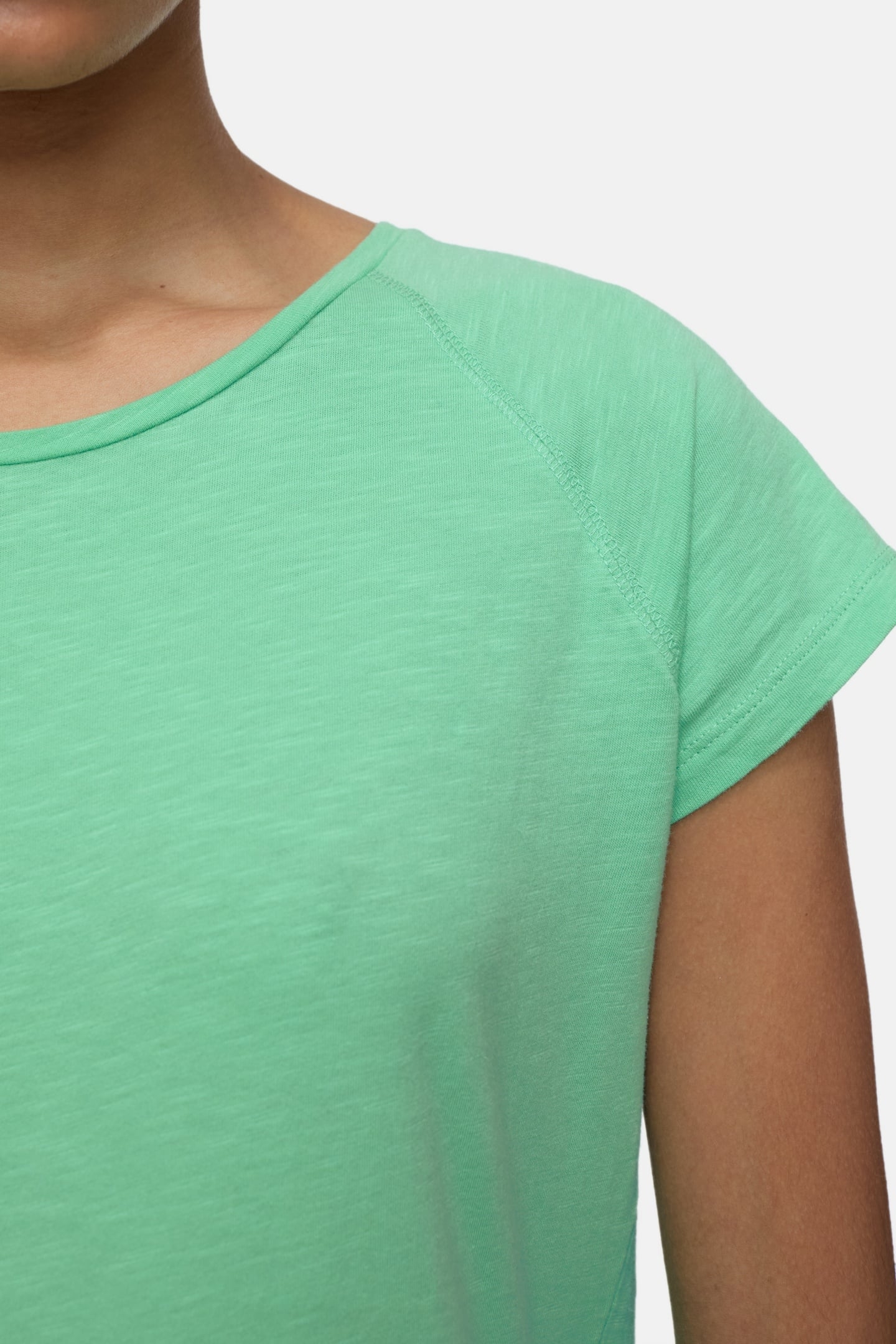 T SHIRT RAGLAN GREEN KICK 4