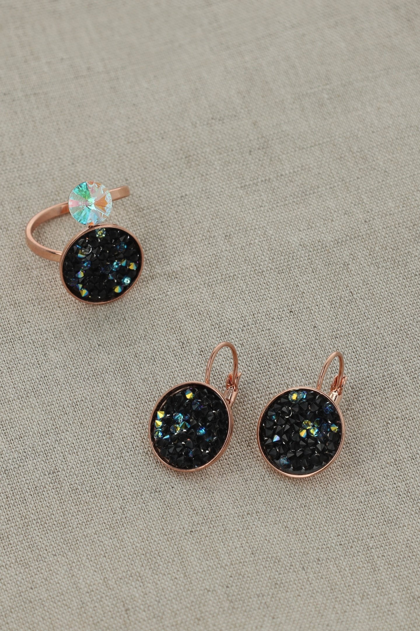 CLASSIC ROCKS EARRINGS BLACK 2