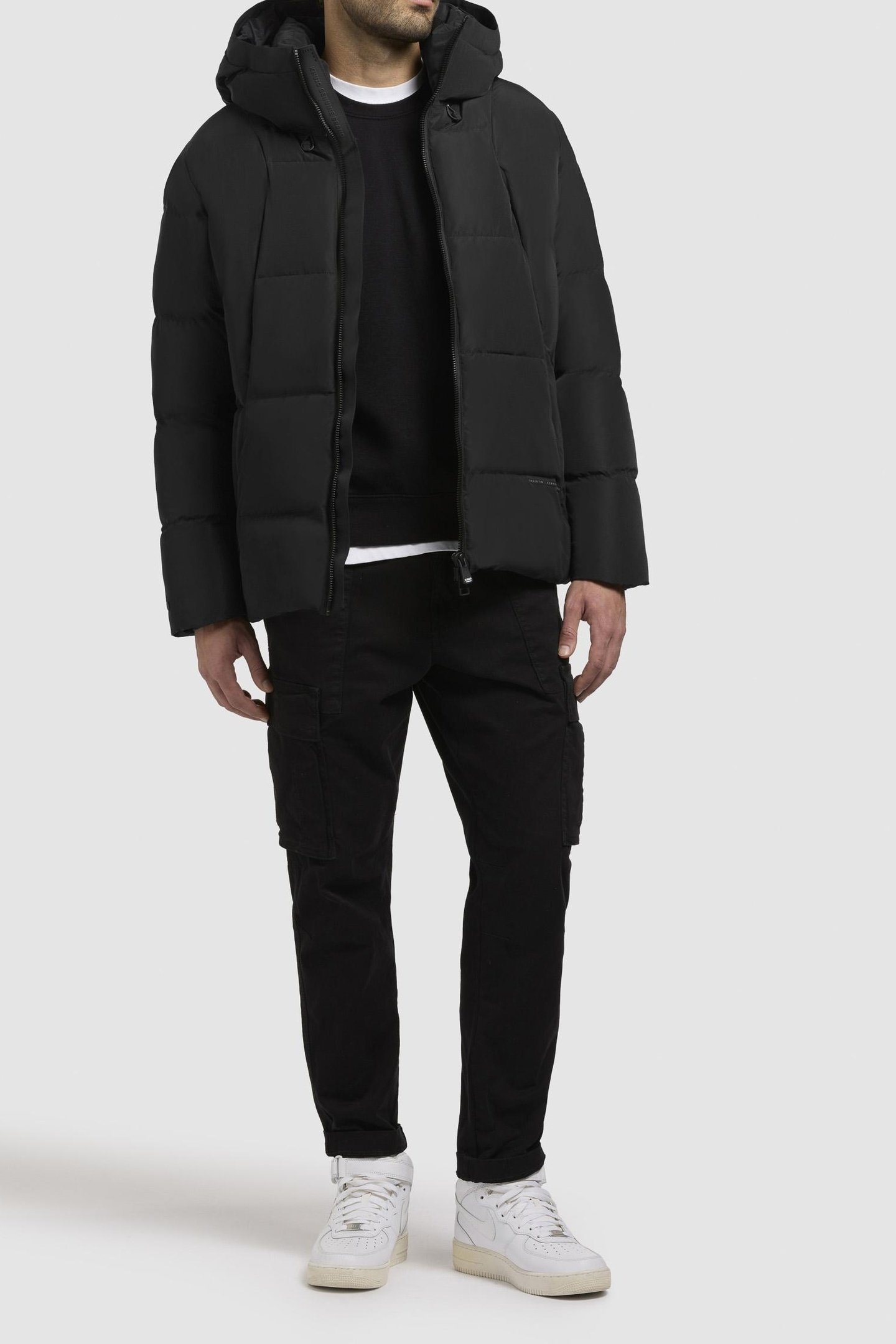 GRAMOS JACKET BLACK 2