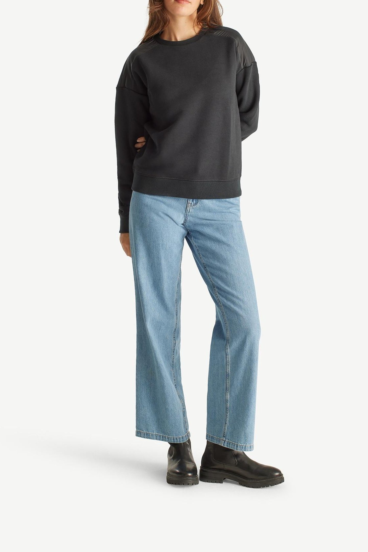 ARIANE SWEATSHIRT BLACK 2