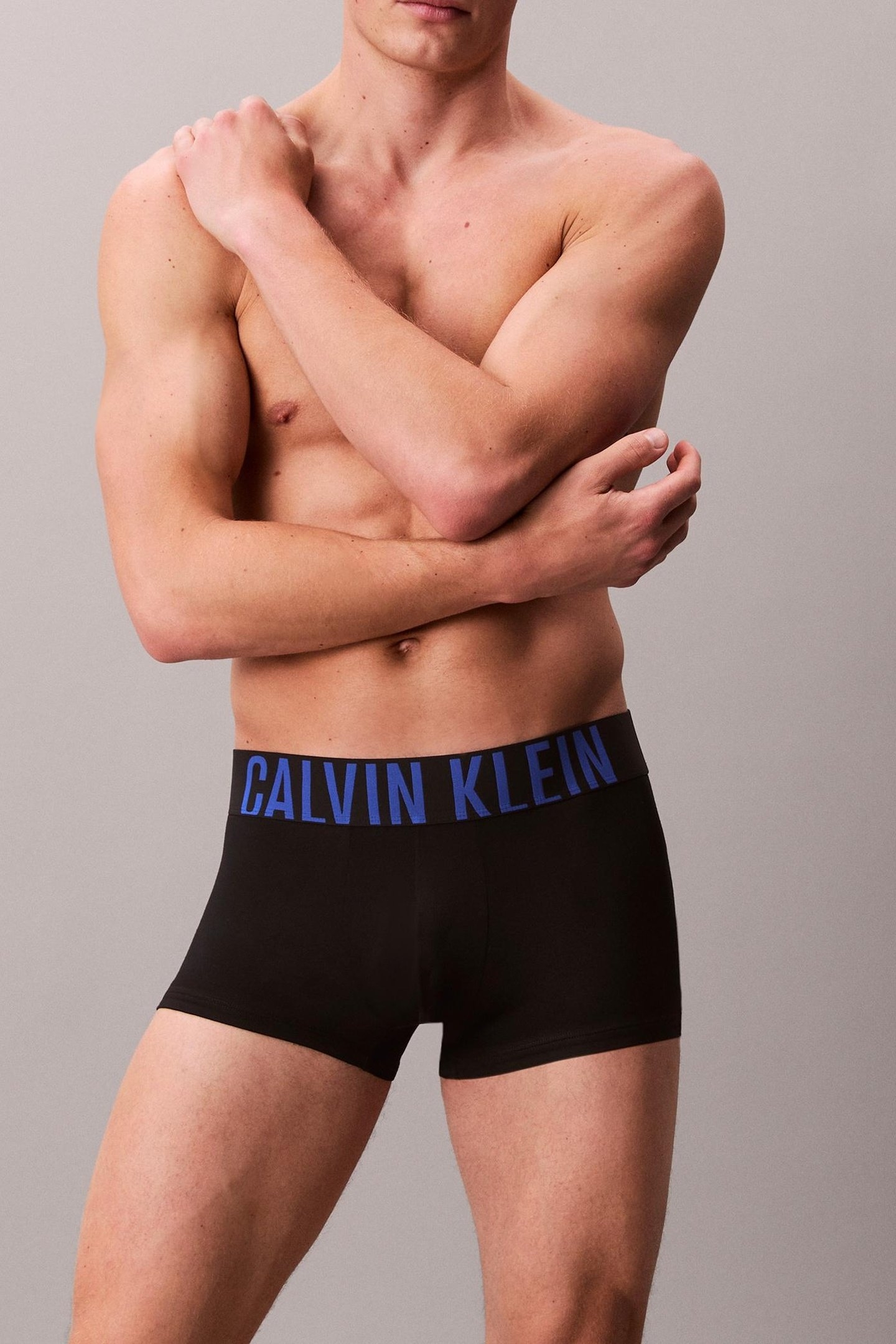 LOW RISE TRUNK 3-PACK BLACK BODIES WHITE/ROYALTY/TURBU 1