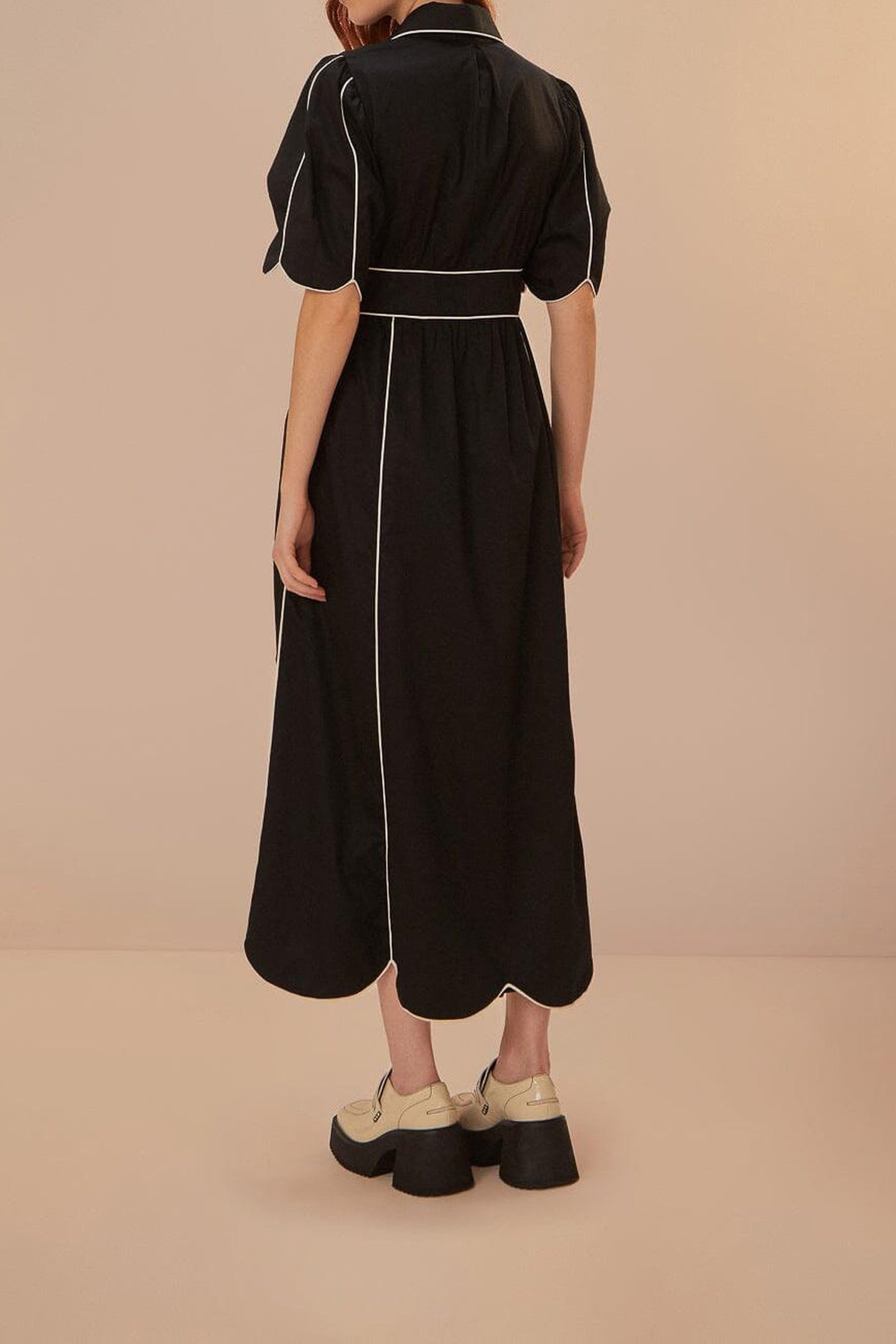 BLACK AND WHITE SHORT SLEEVE MIDI DRESS 2