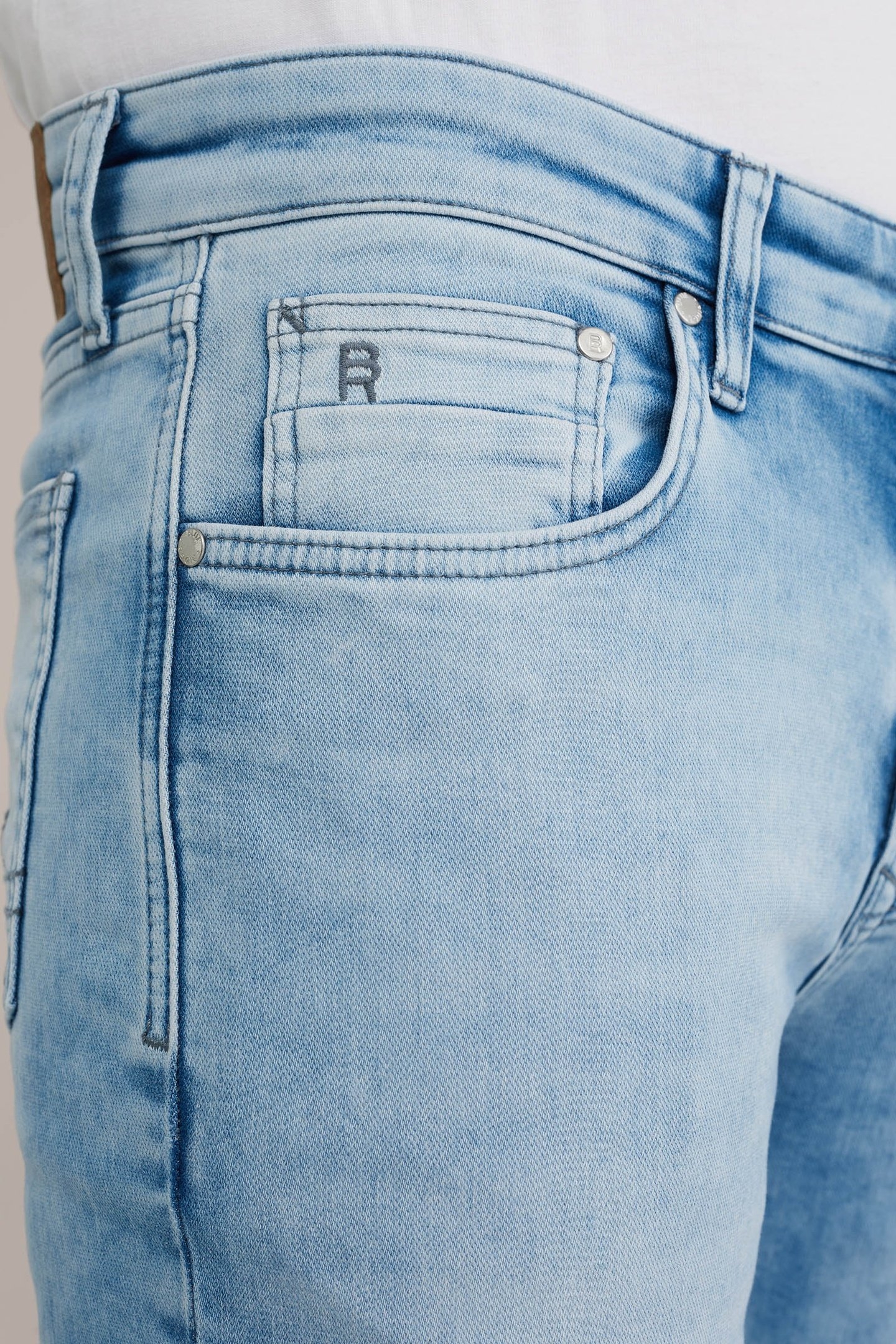 5-POCKET MID WAIST LIGHT BLUE 5