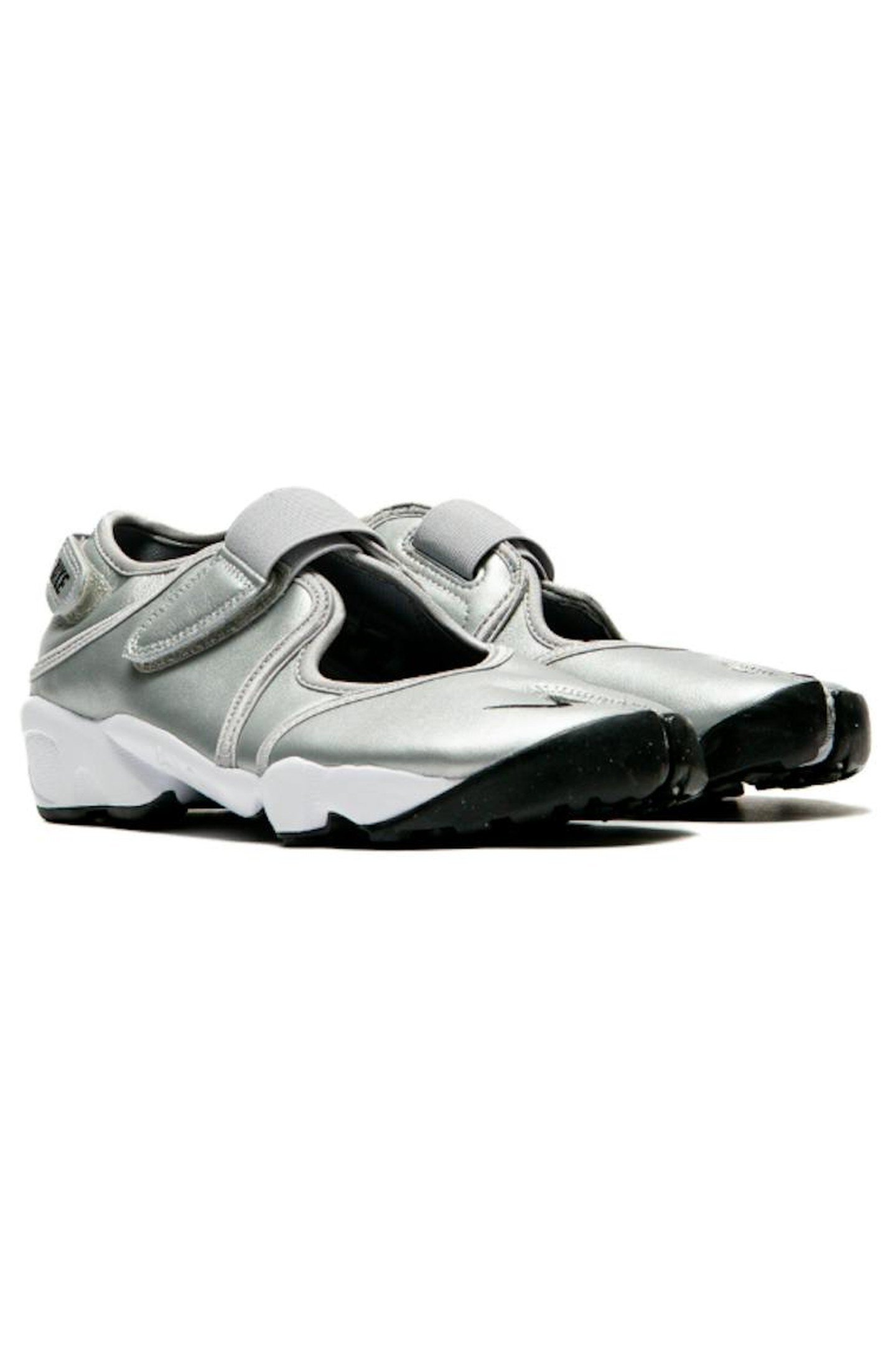 NIKE – WMNS NIKE AIR RIFT 3