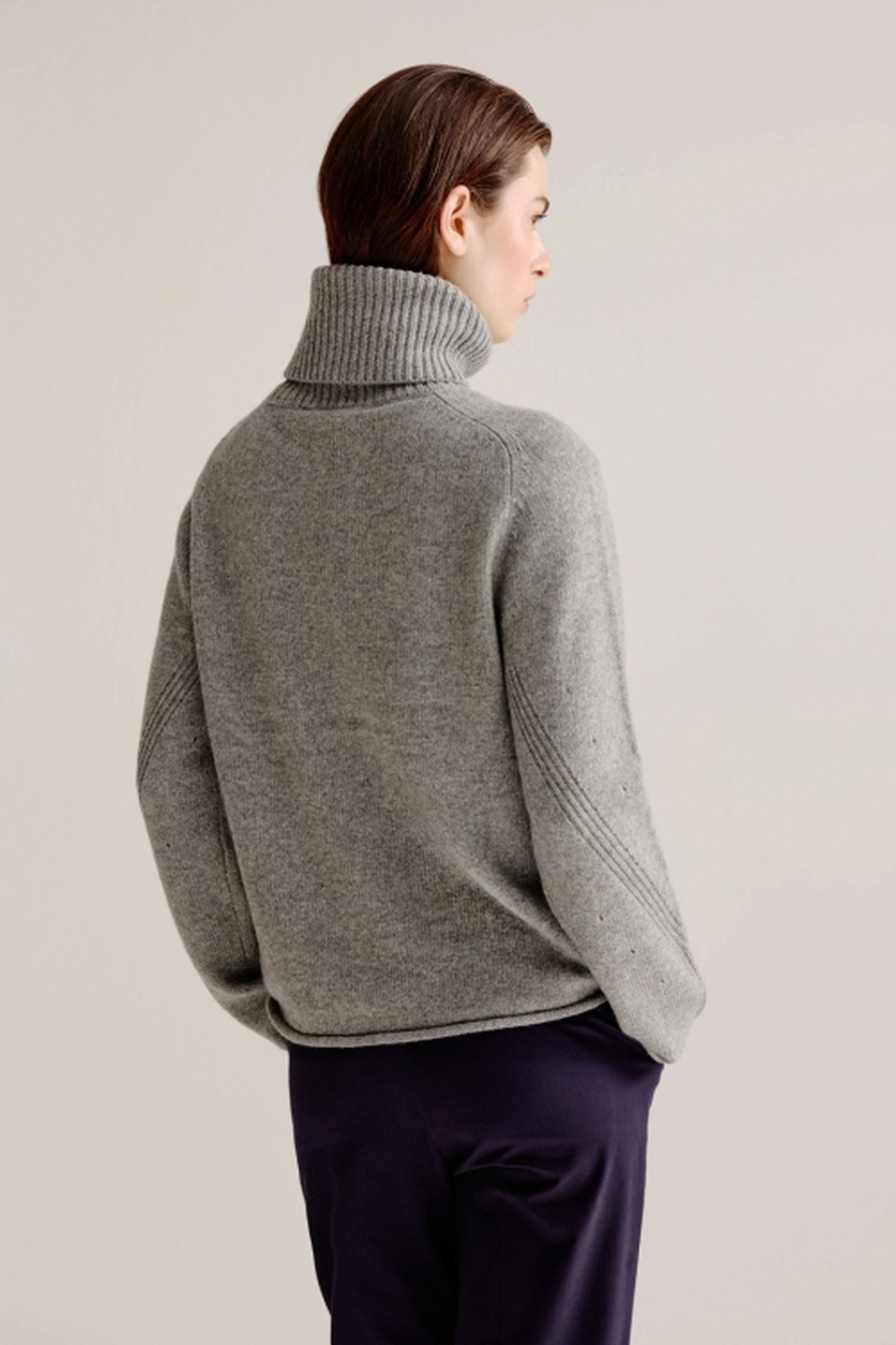 LOENA SWEATER GREY 3