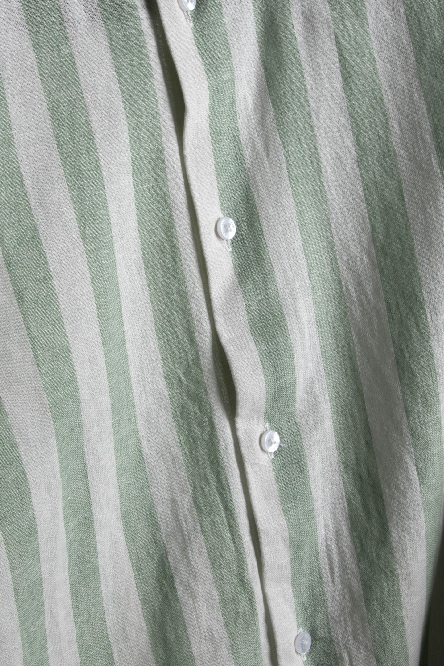 MARCIANO BY GUESS BILL FRENCH COLLAR R LIGHT GREEN MEDIUM S 4