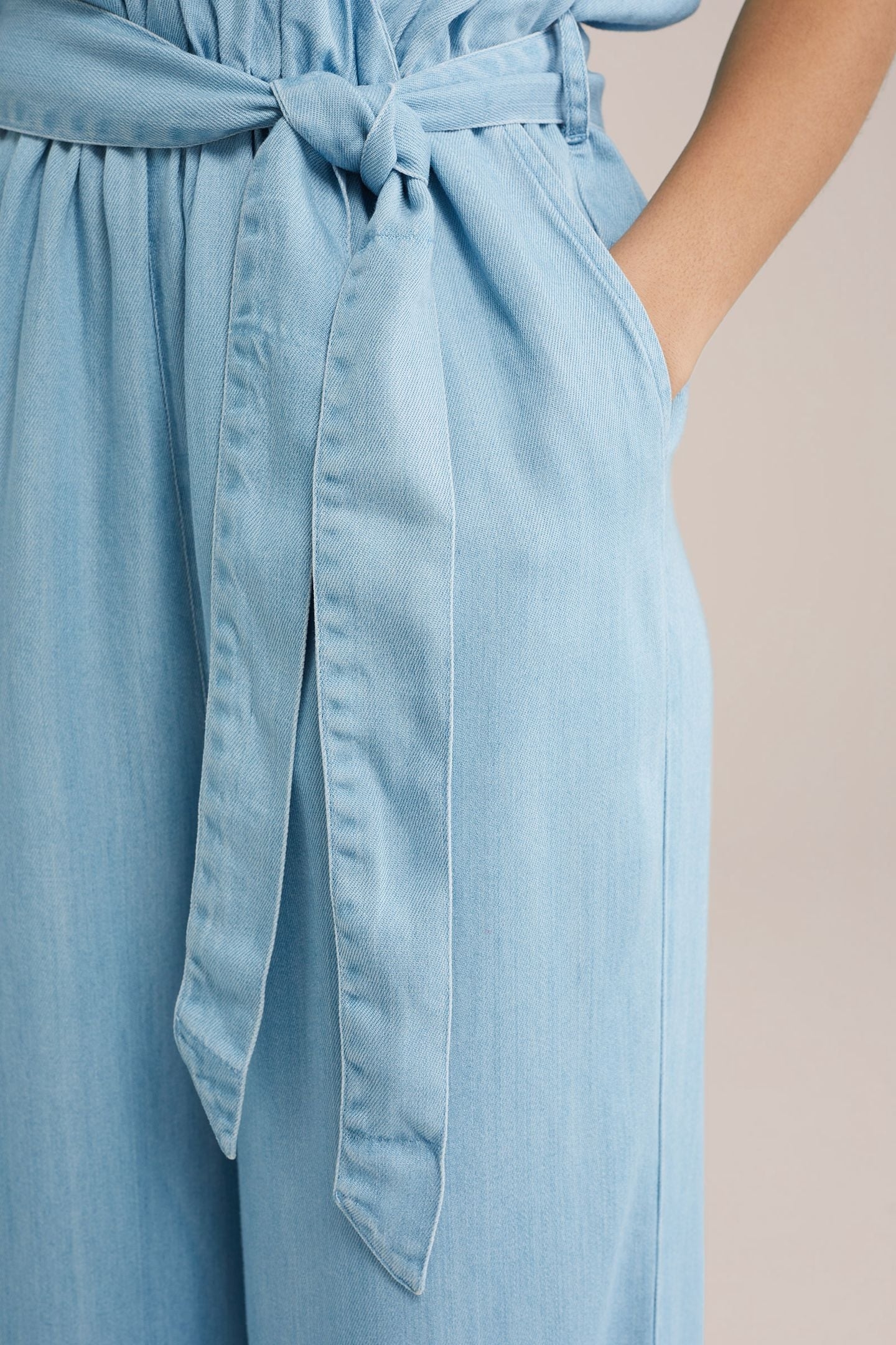 JUMPSUIT LIGHT BLUE 8