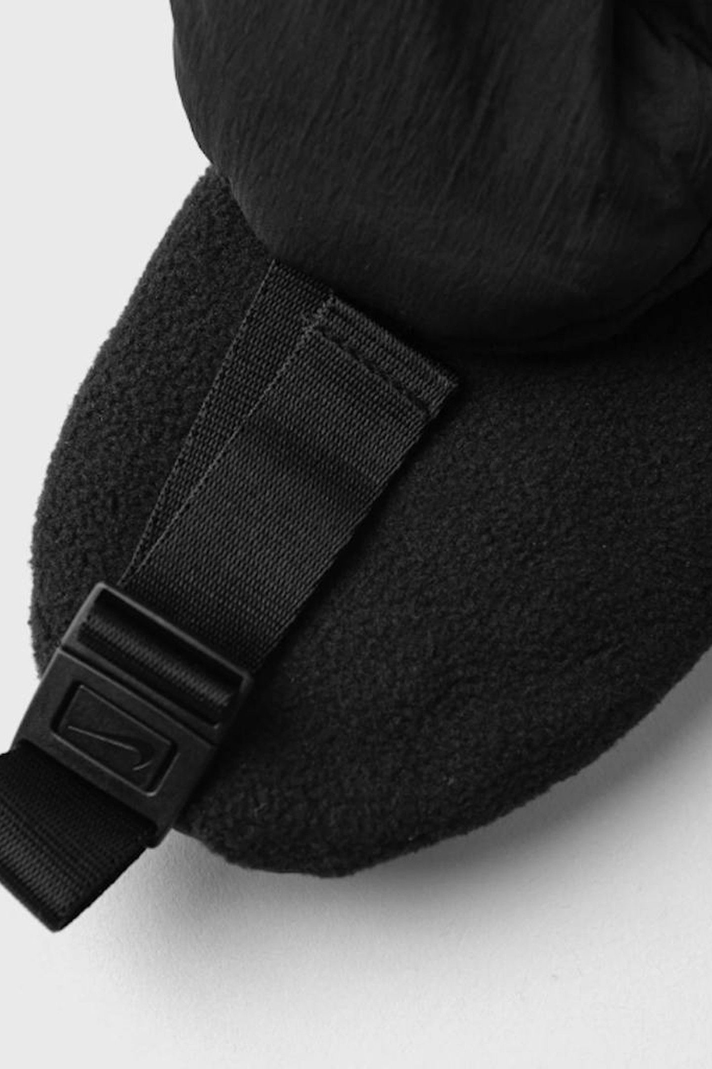 NIKE – FLY CAP PUFFER TRAPPER 4