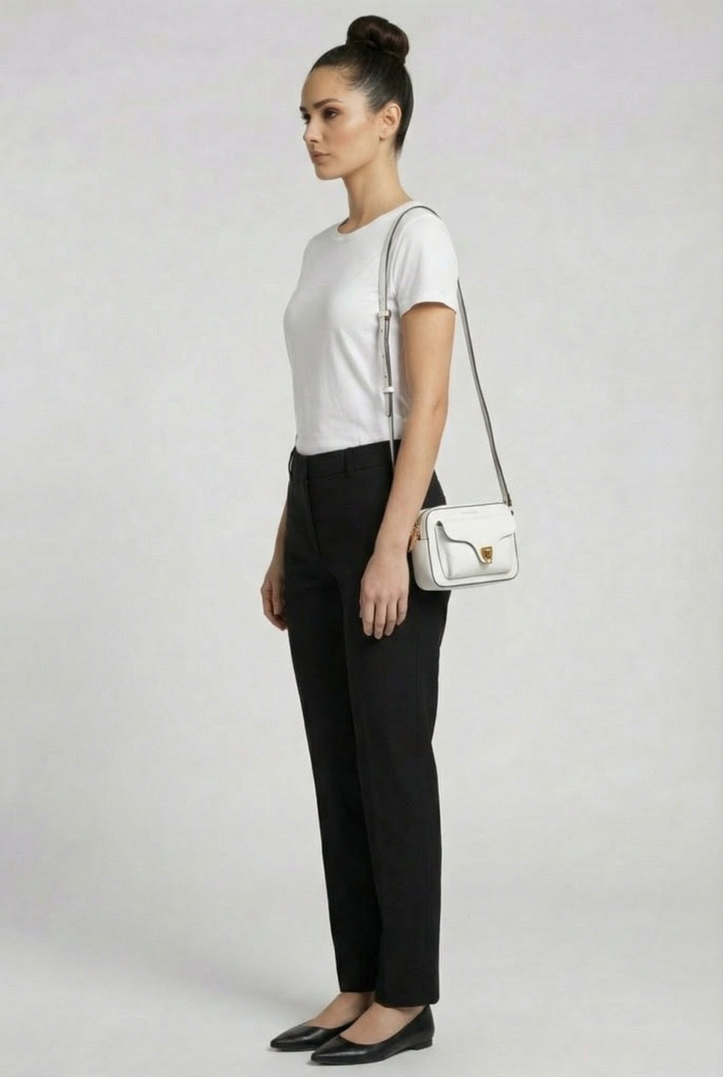 CROSS BODY BAG IN LEATHER 1