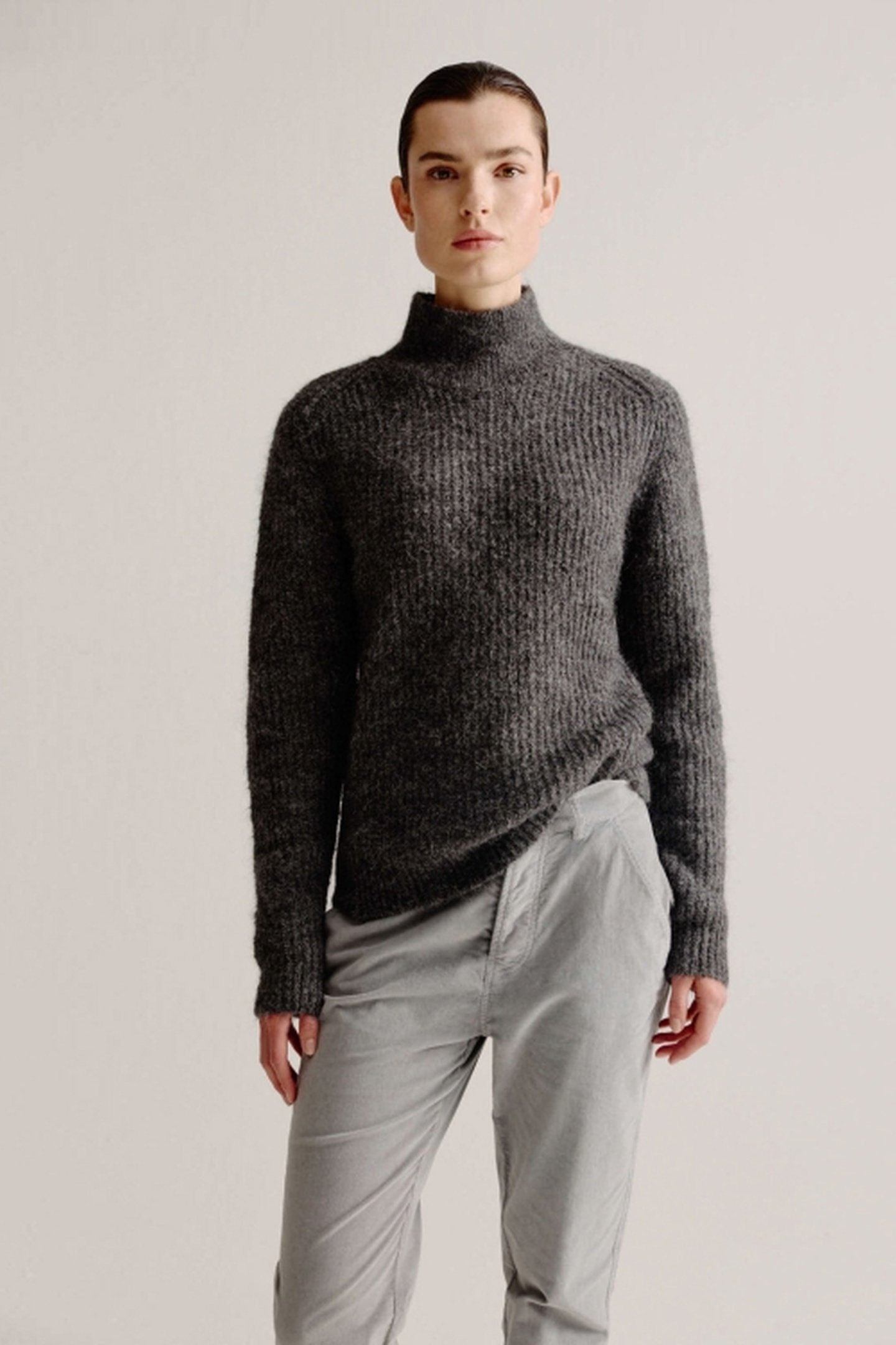 AURORA SWEATER ANTHRACITE 1