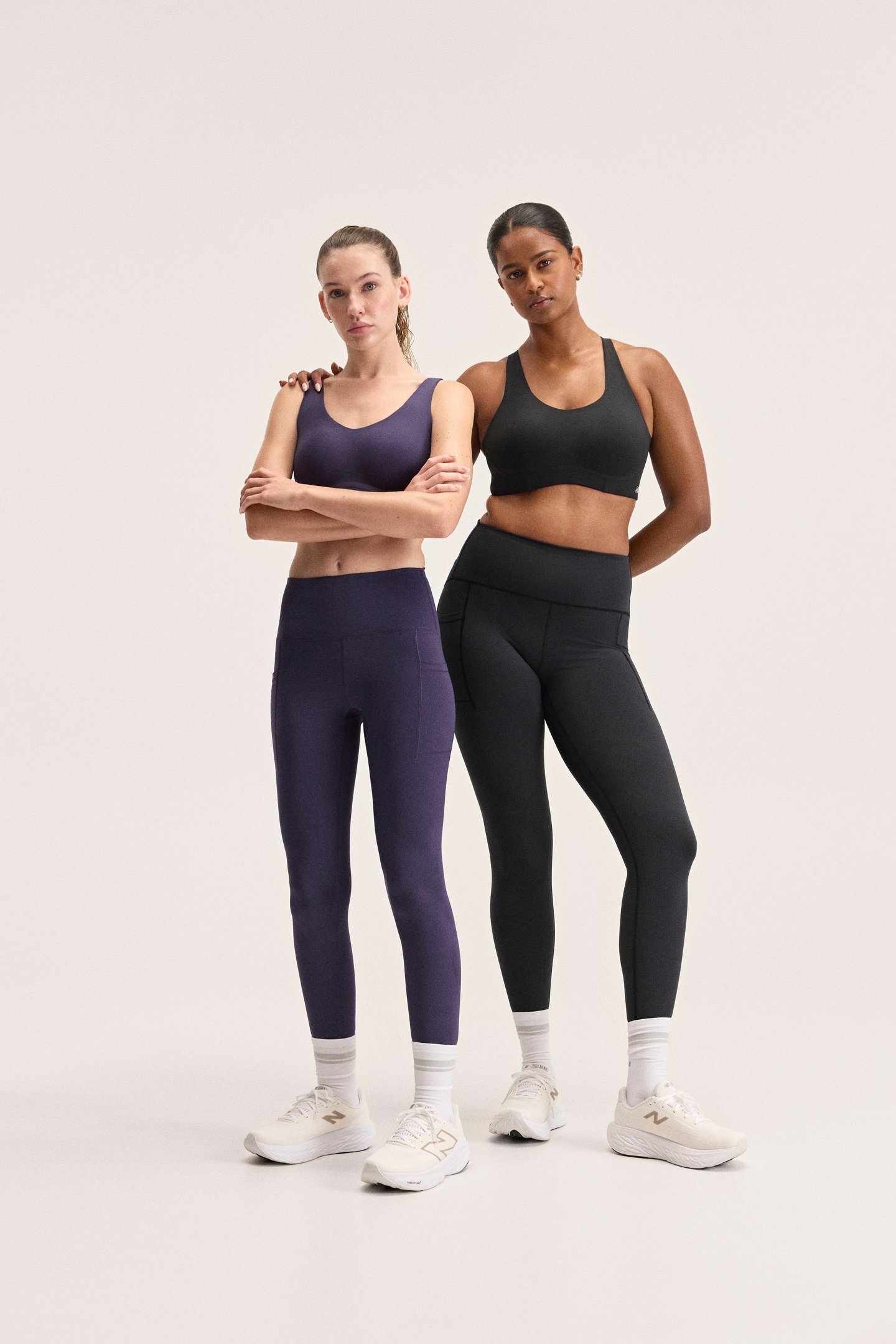 SLEEK POCKET HIGH RISE LEGGING BLACK (BK) 5