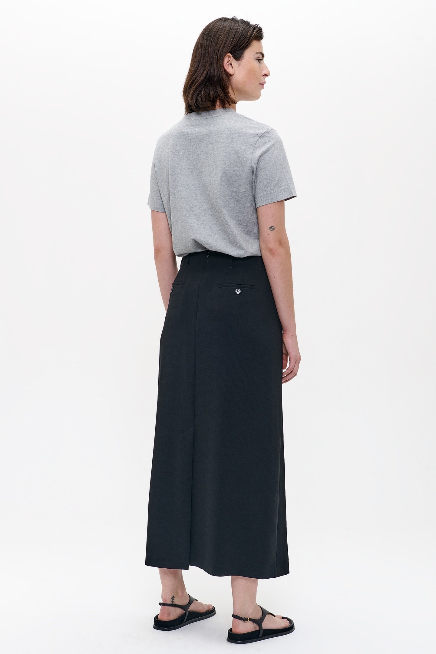 FLOWY LONG SKIRT BLACK 4