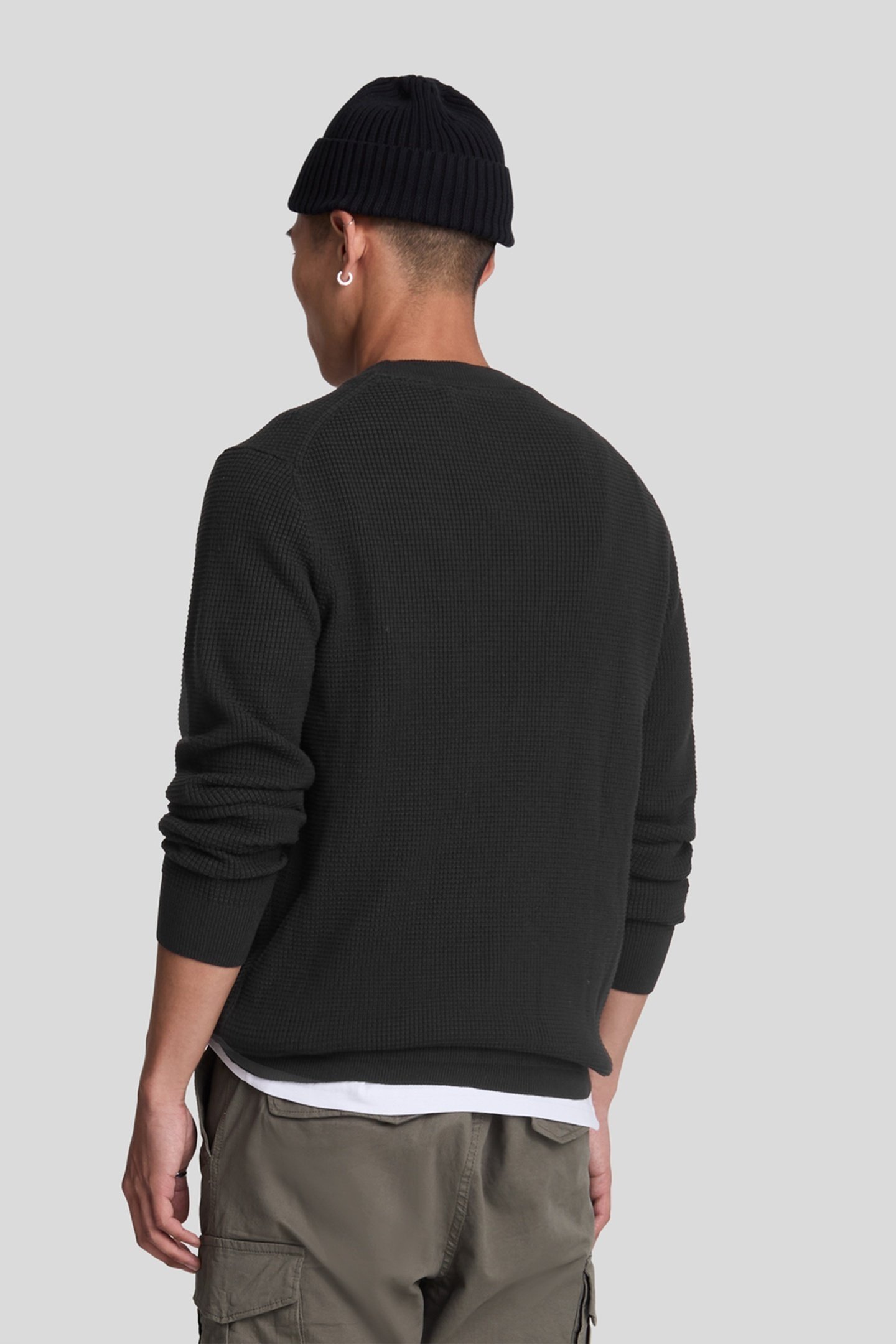 GRID KNIT CREW NECK JUMPER JET BLACK 3