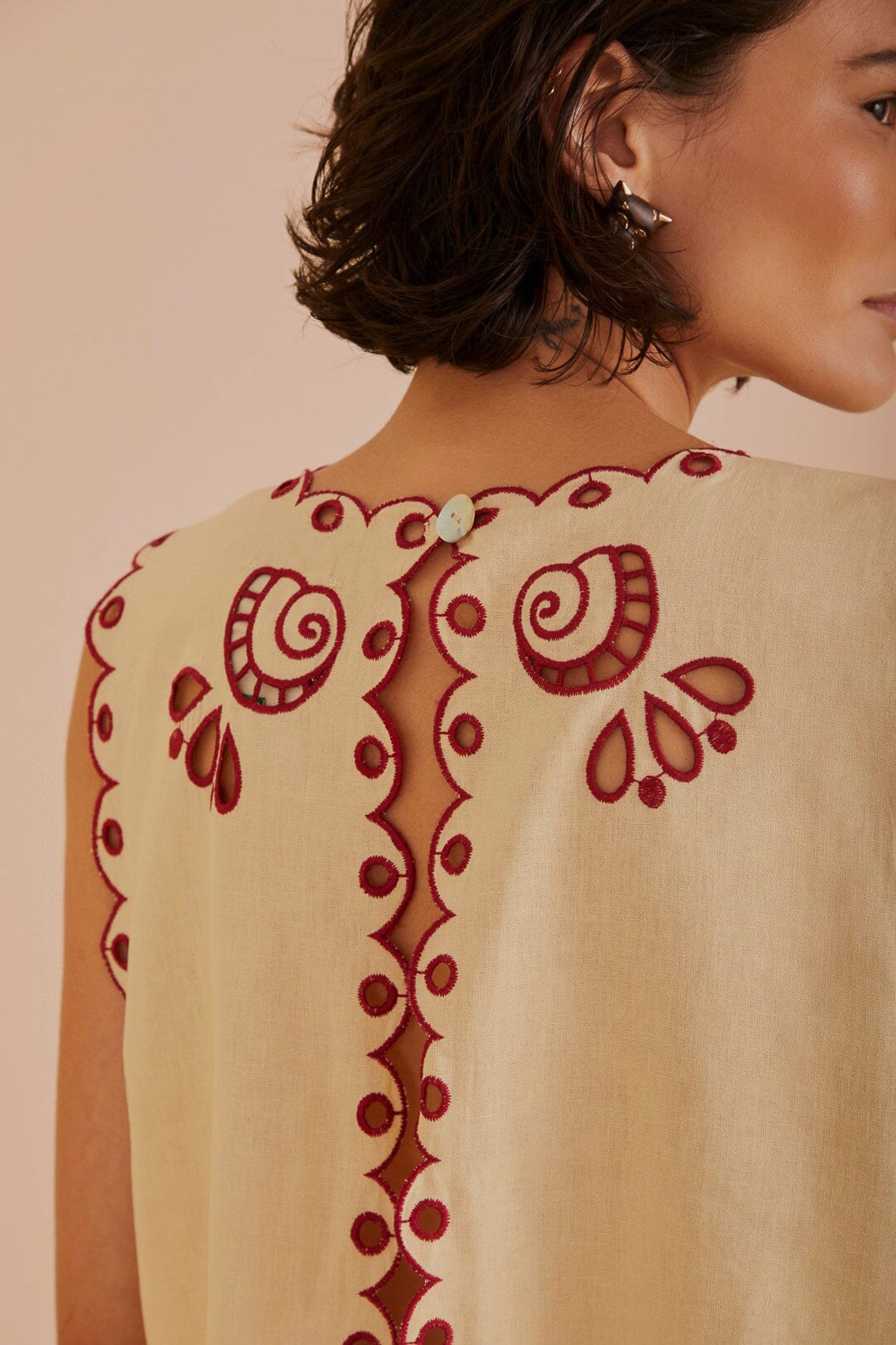 SAND RICHELIEU SLEEVELESS CROP TOP 5