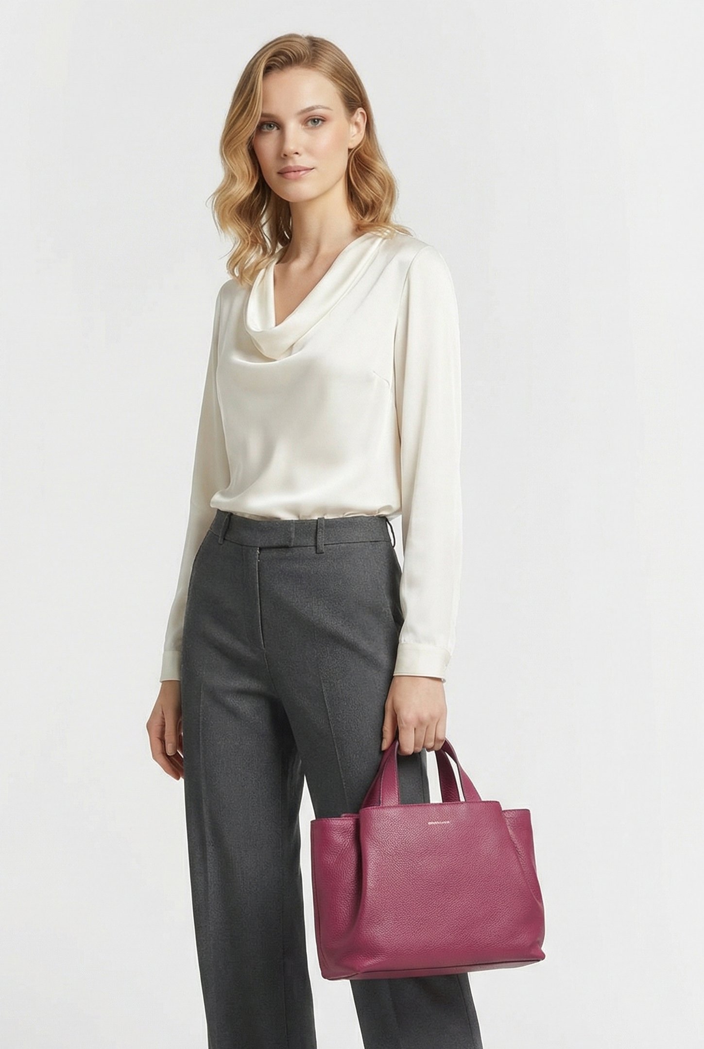 TOTE BAG IN GRAINED LEATHER 1