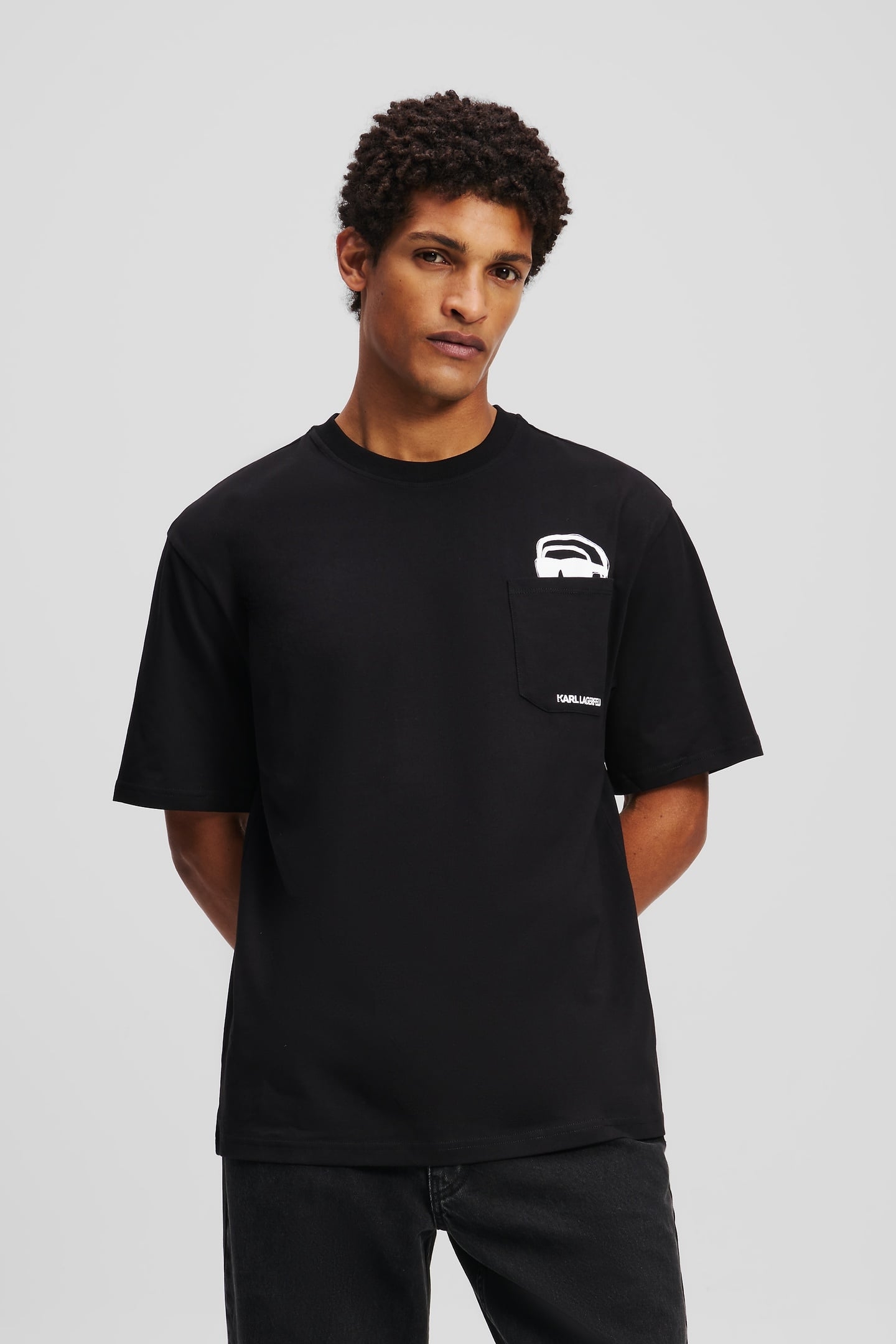 BLACK IKON OUTLINE POCKET T-SHIRT 1