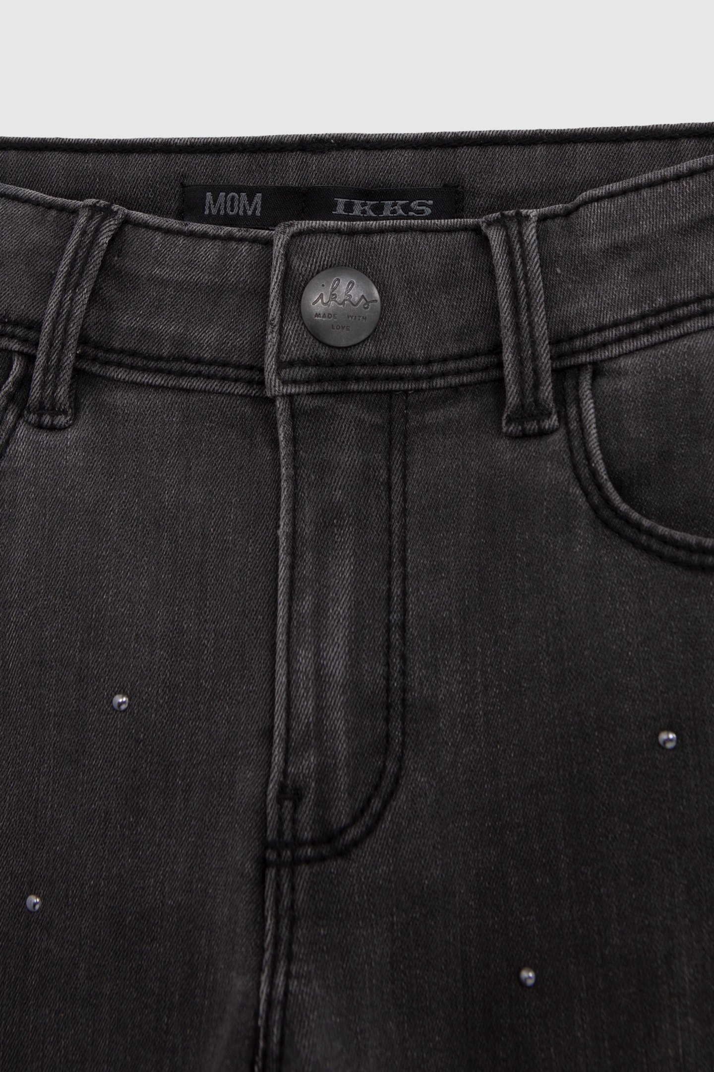 MOM WASHED BLACK JEANS WITH GIRL STUDS 3