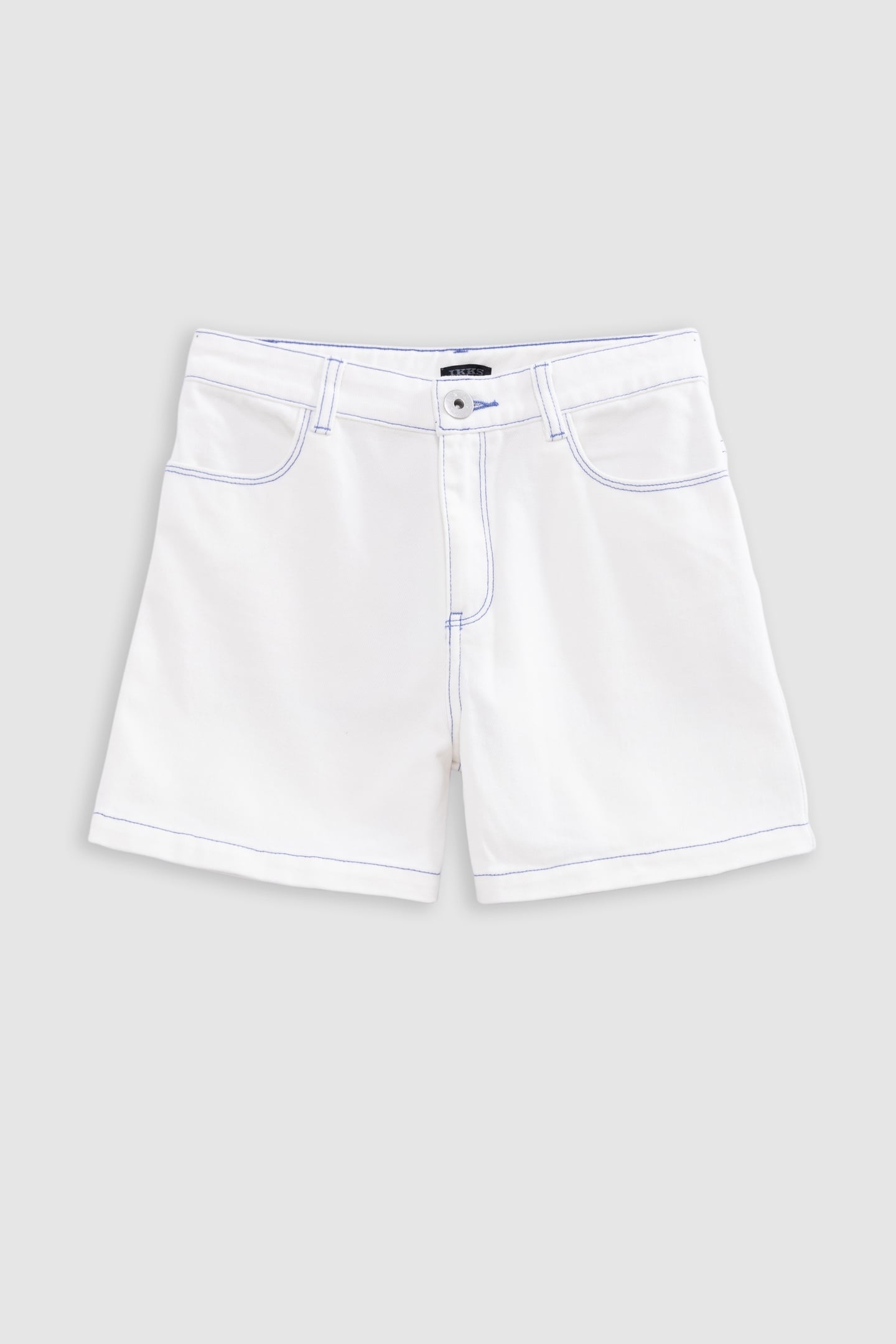 WHITE DENIM SHORTS WITH BLUE STITCHING 1