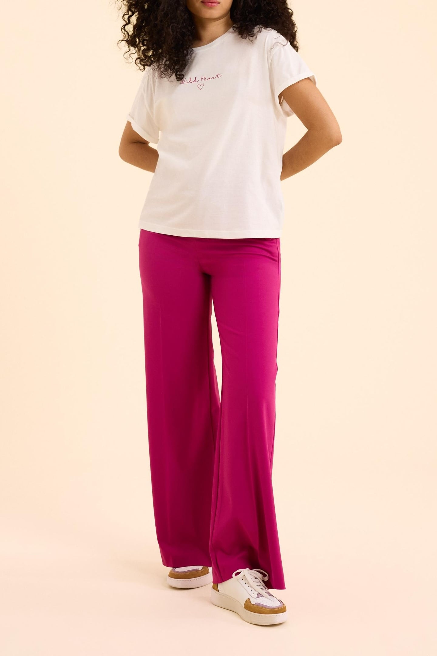 WHITE T-SHIRT WITH PINK MESSAGE OFF-WHITE 2