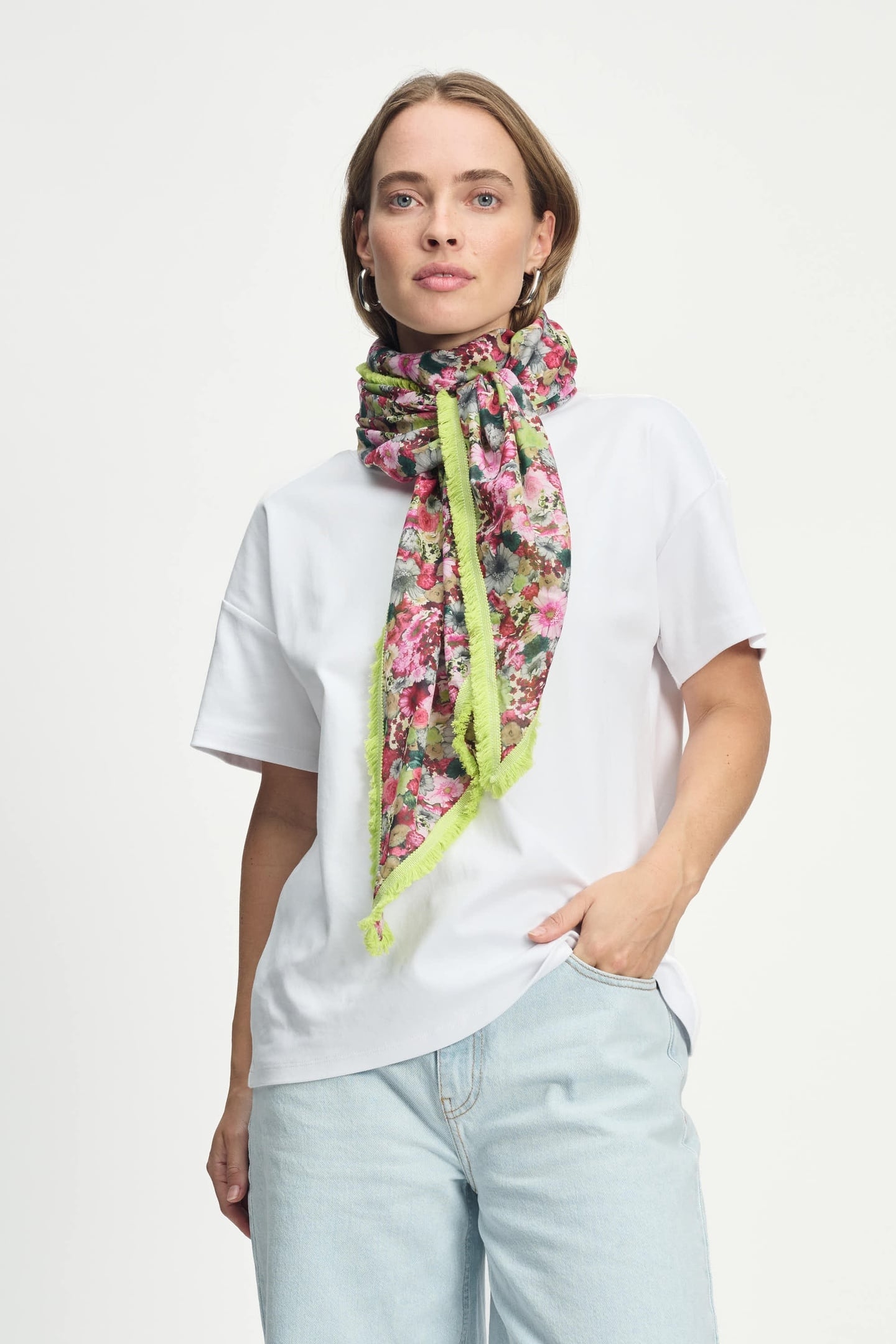 SHAWL - LOVE BOUQUET MULTI COLOUR 1