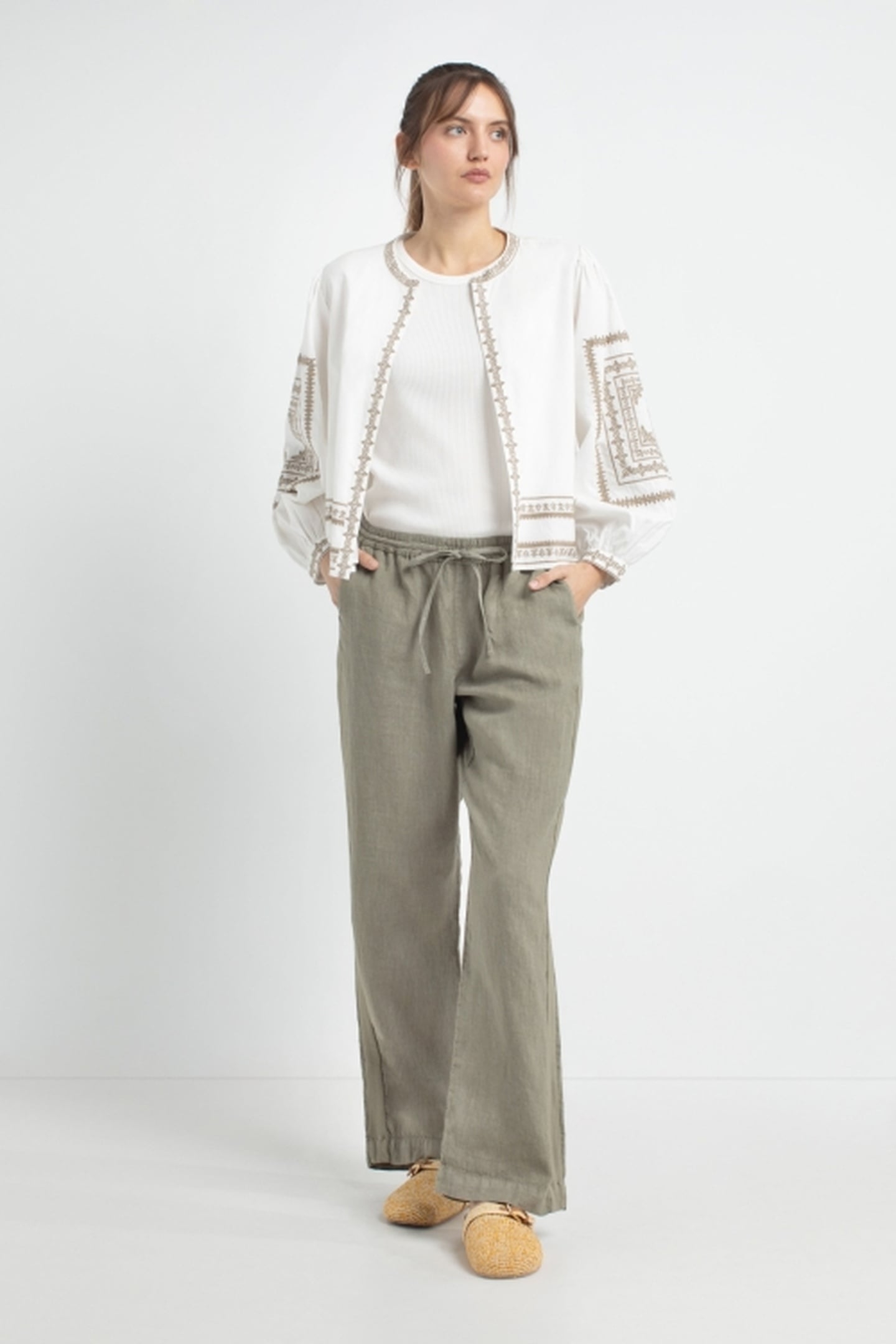 JANSJE BLOUSE LIGHT OLIVE 2