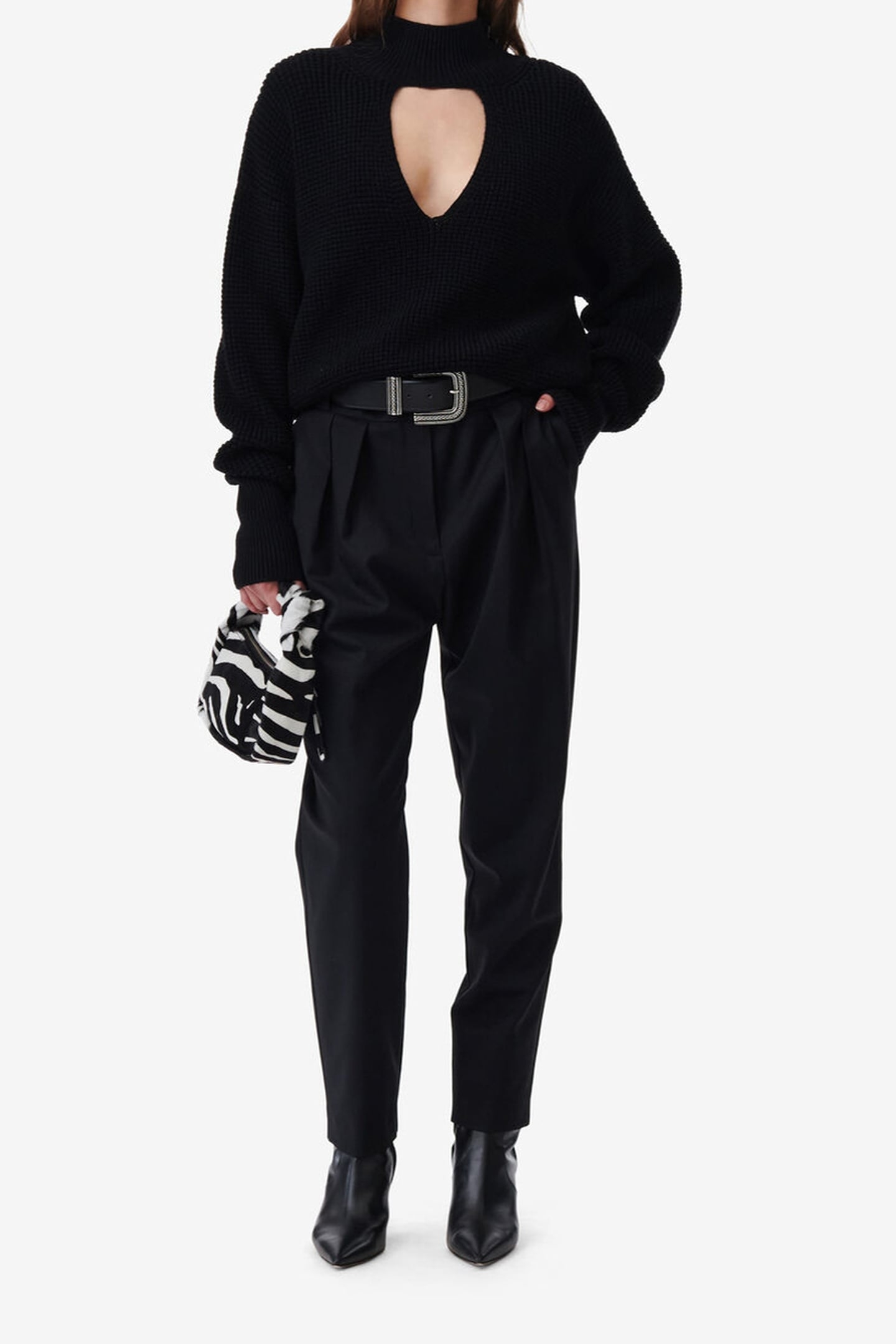 GAID PULLOVER BLACK 2