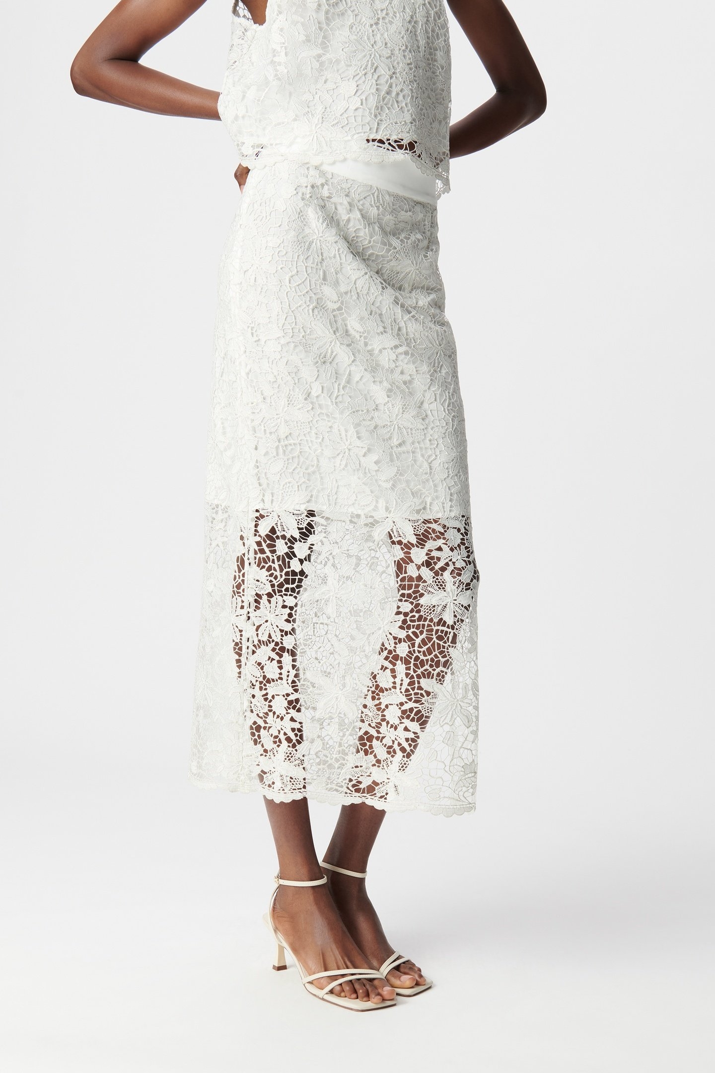 ALL-LACE WHITE MIDI SKIRT 2