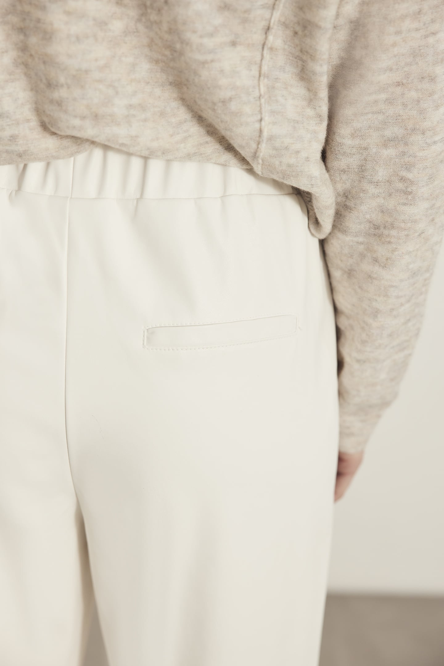 SALLY PANTS OFF WHITE 7