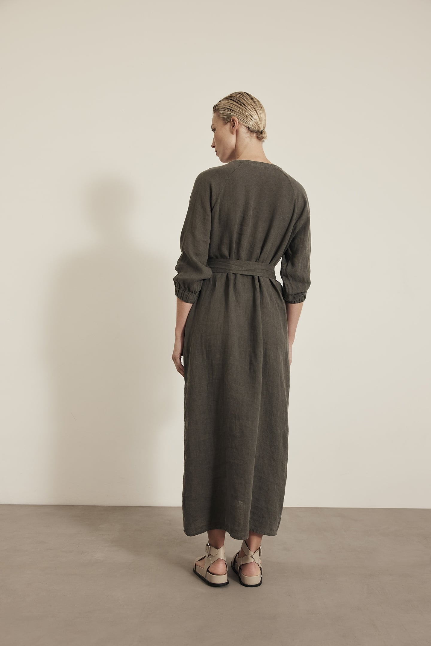 KIARA DRESS GRAPHITE 4