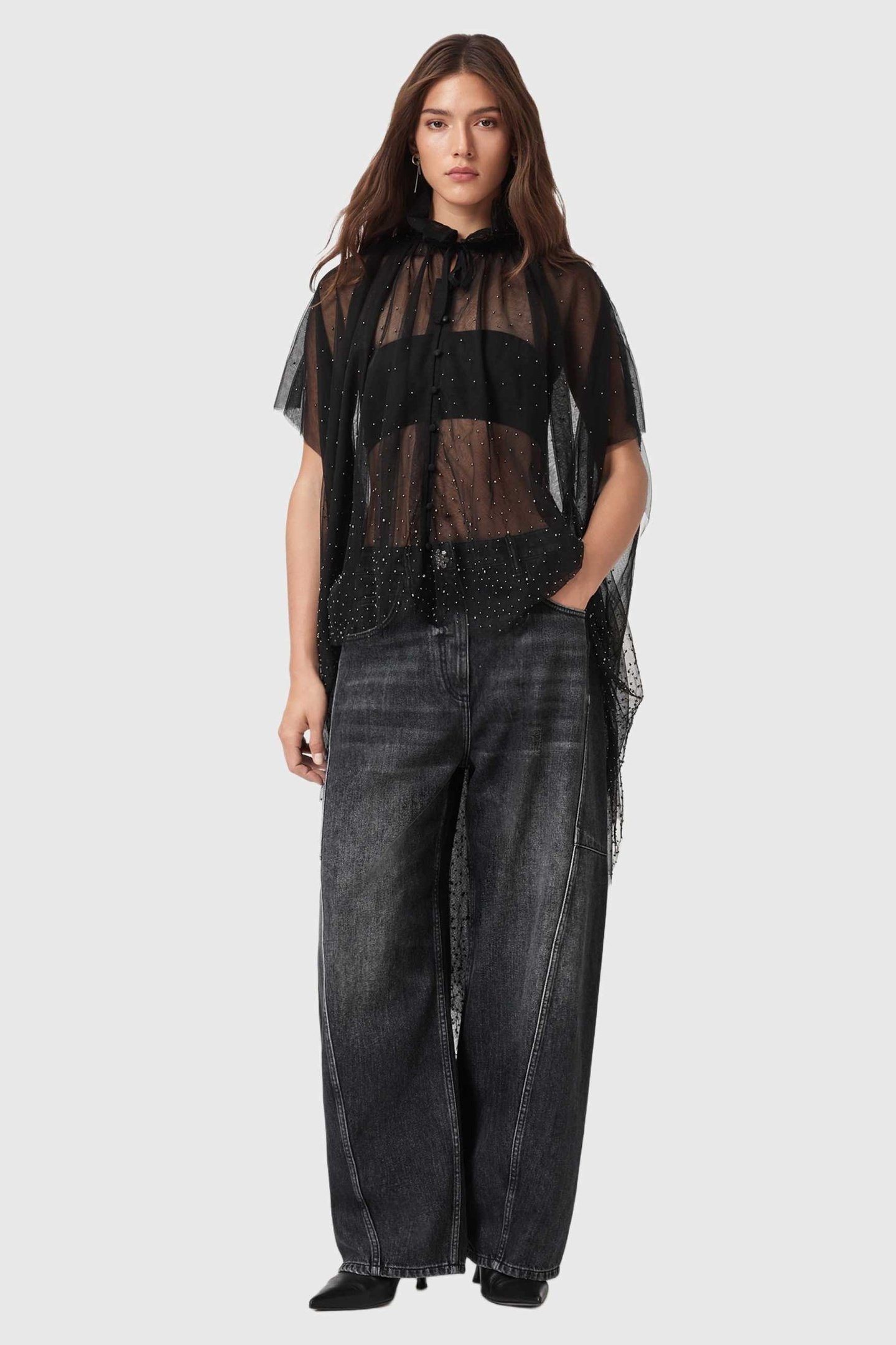 SEZ EMB TULLE CAPE BLACK 3