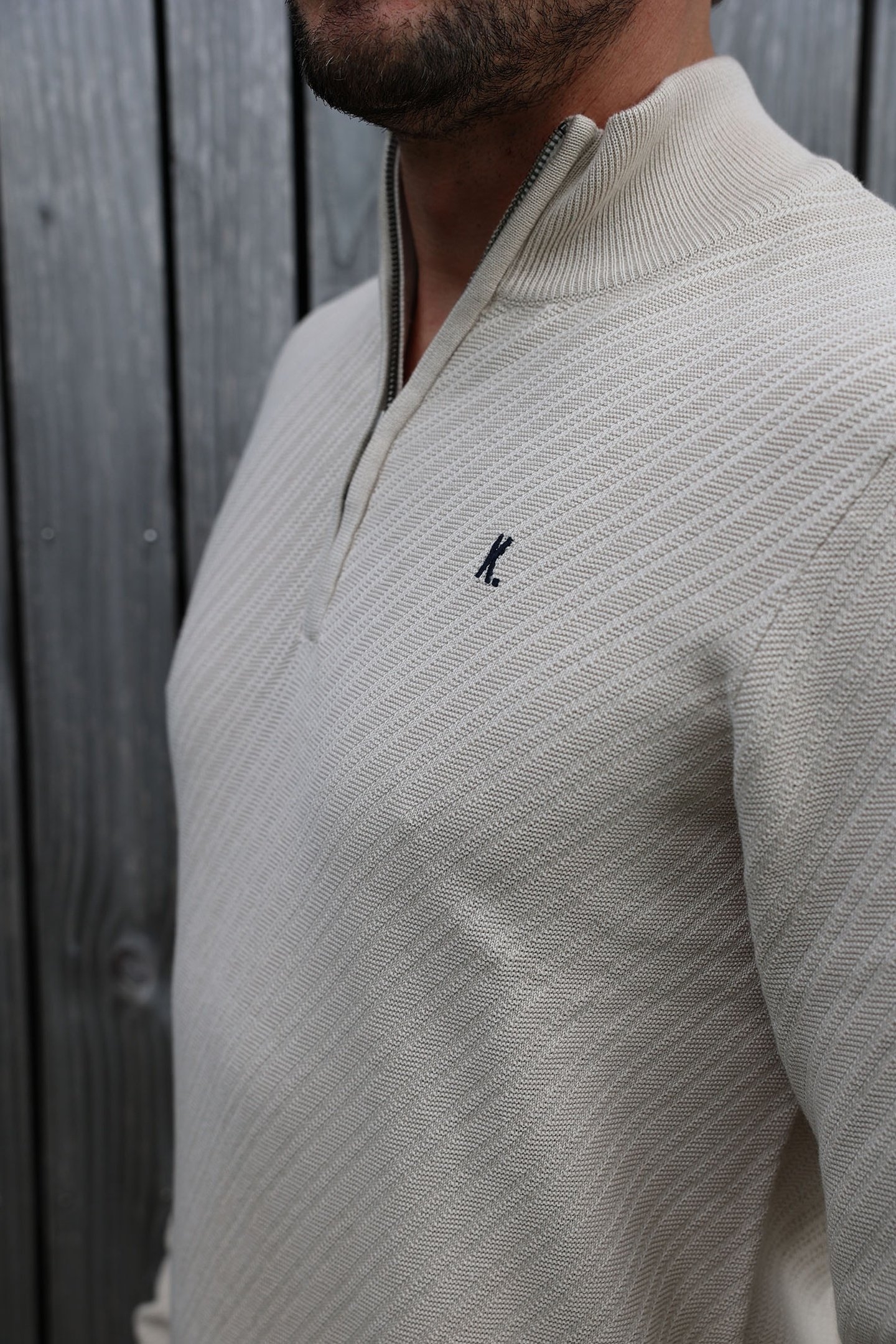 KN CROSSED ZIP MOONBEAM 4