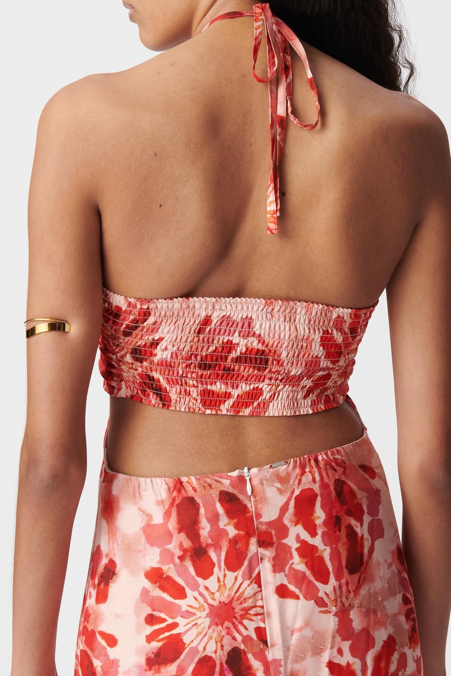 RED LONG DRESS WITH BATIK PRINT AND OPEN BACK 4