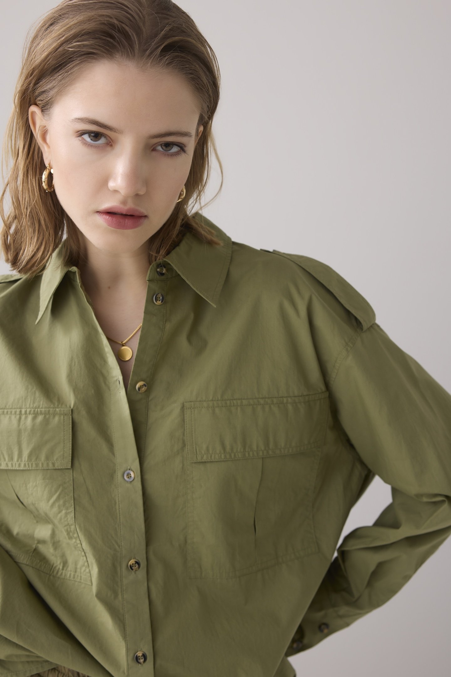 EPAULETTEN BLOUSE CRISPY POLIN COMBAT GREEN 2