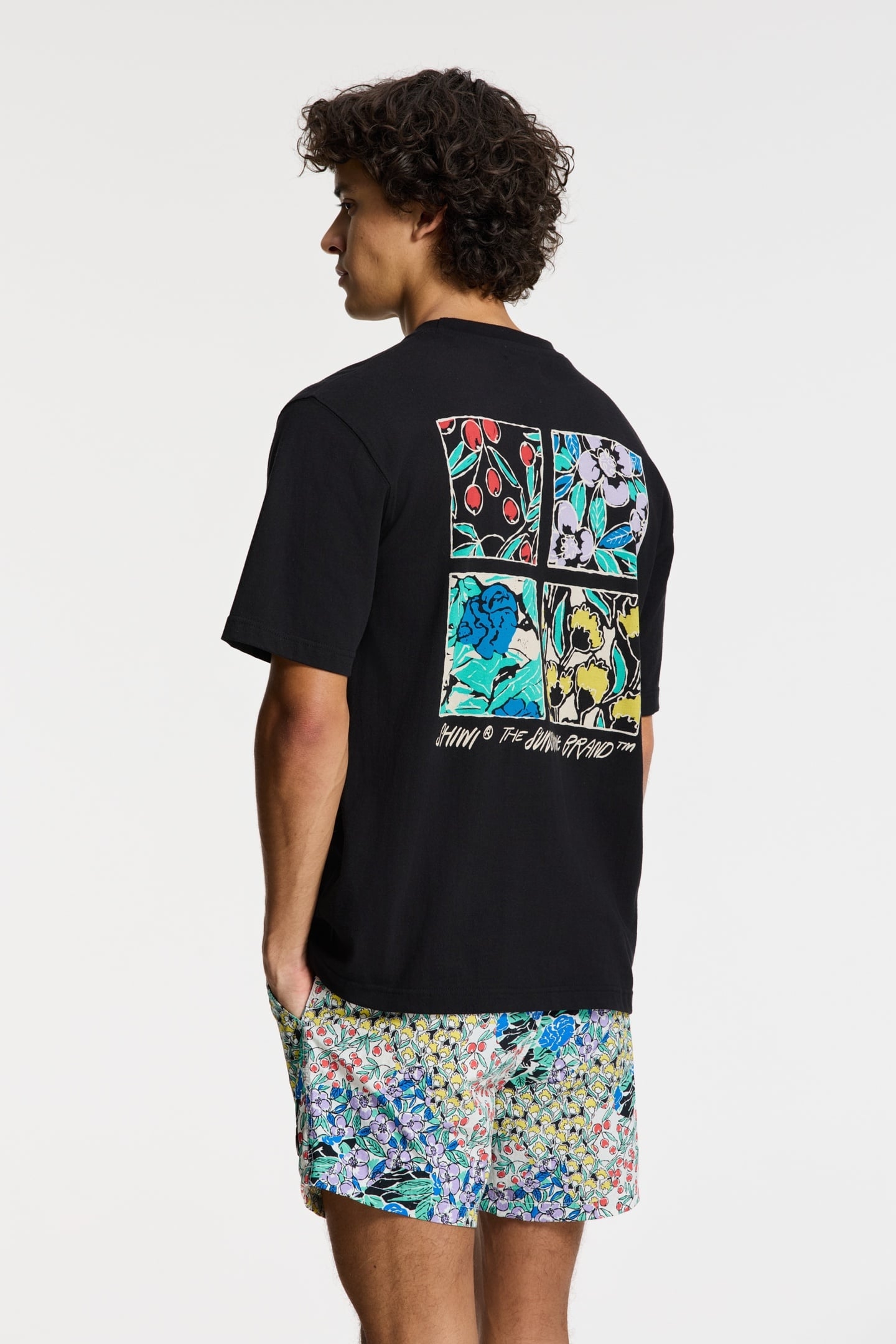 FINN RELAXED T-SHIRT SKETCHED FLOWERS BLACK 3