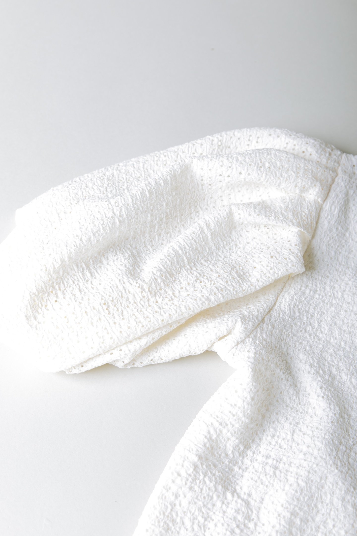 MILEY KNITTED STRUCTURE WRAP TOP OFF WHITE 4