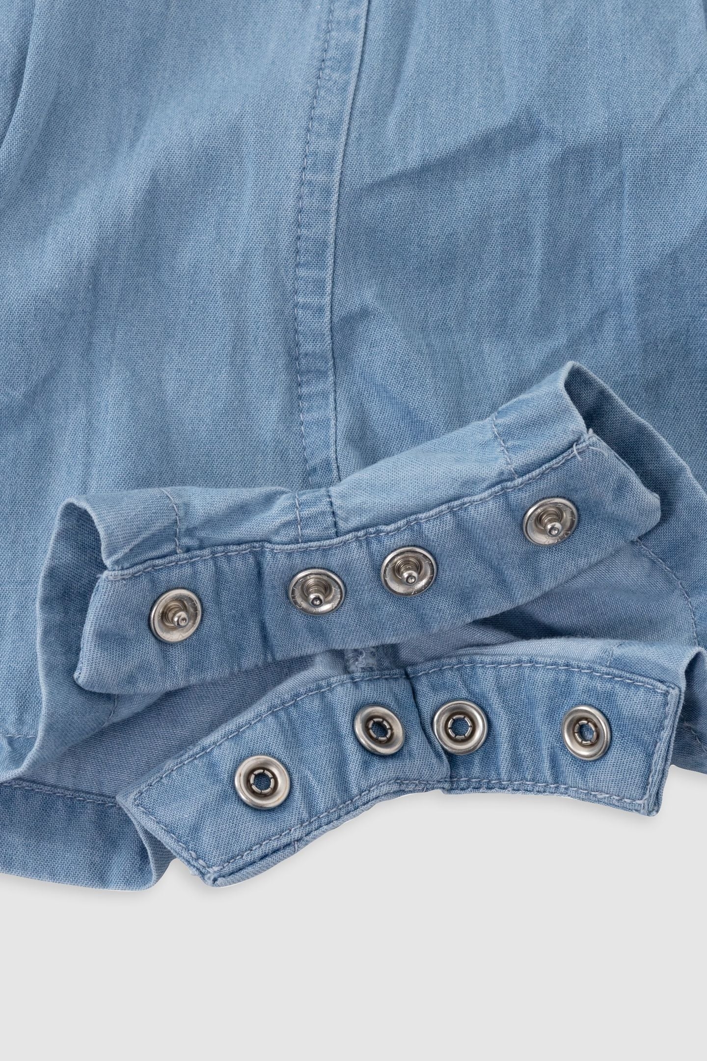 BLUE OVERALLS AND ECRU T-SHIRT SET 6