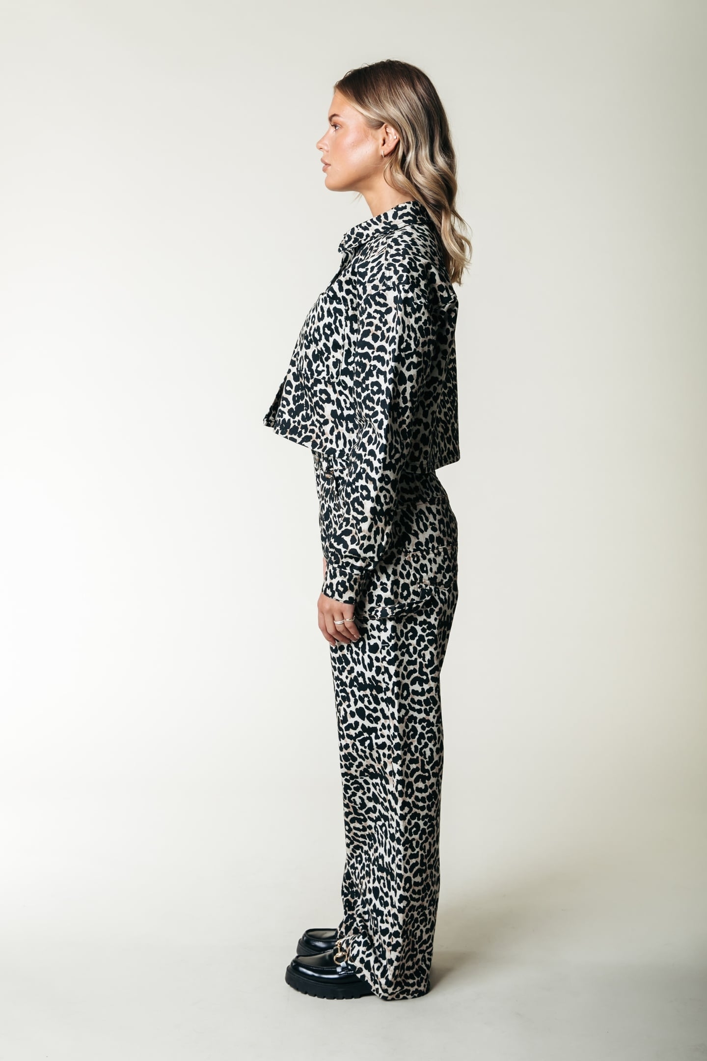 TINSLEY LEOPARD DENIM WORKER PANTS BEIGE 5