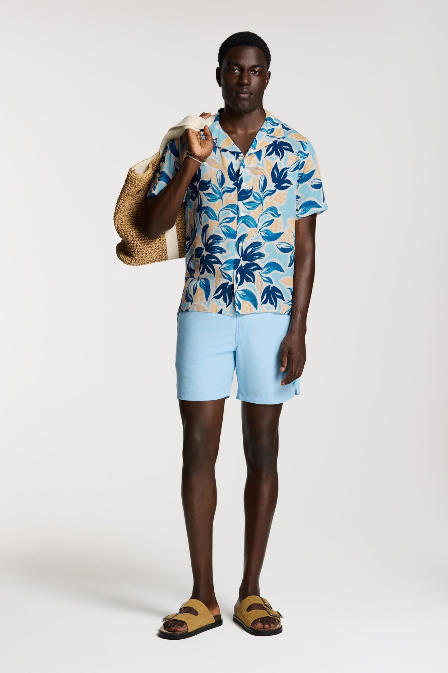 VIC SHORT SLEEVE SHIRT FLORAL LEAFS BLUE SKY FLORAL LEAFS 2