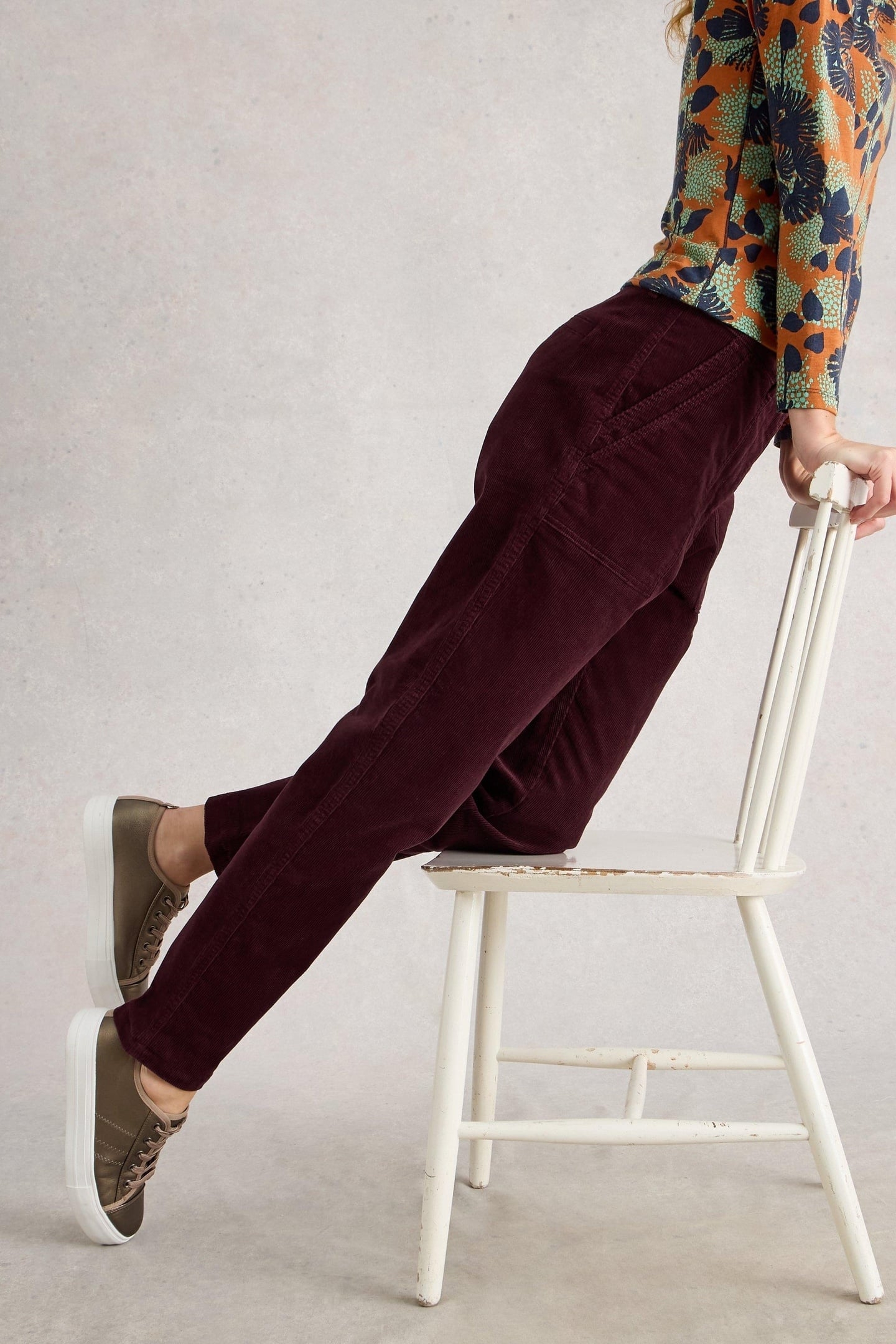 TWISTER CORD TROUSER DARK PLUM 5