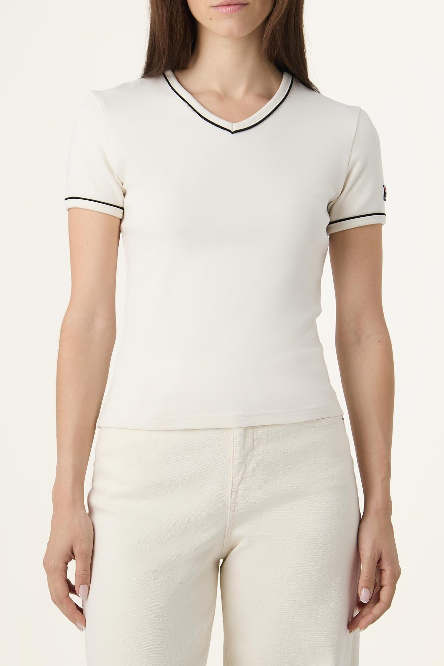 PORTELLO SLIM V-NECK T-SHIRT EGRET 1