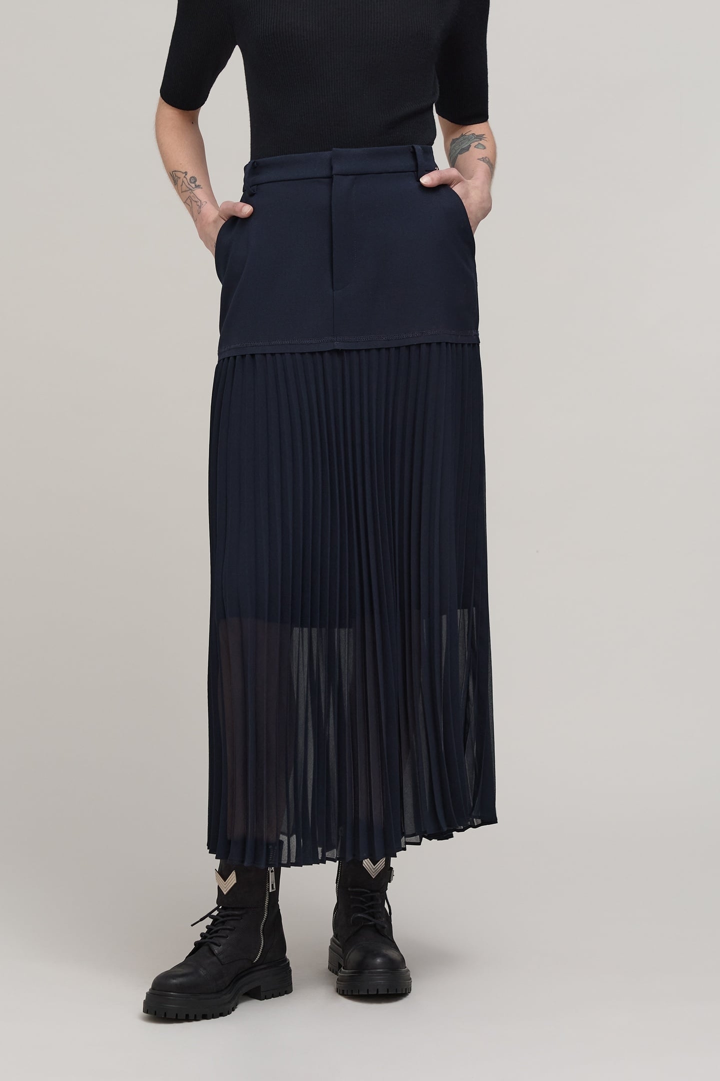 NAVY BI-MATERIAL LONG SKIRT 2