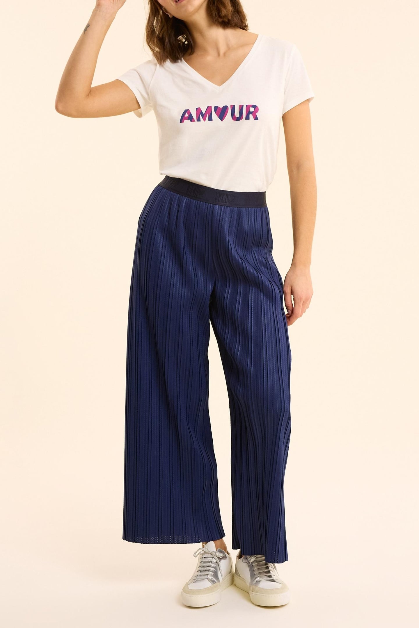 WHITE SHORT-SLEEVED T-SHIRT WITH STRIPED SLOGAN OFF-WHITE 2