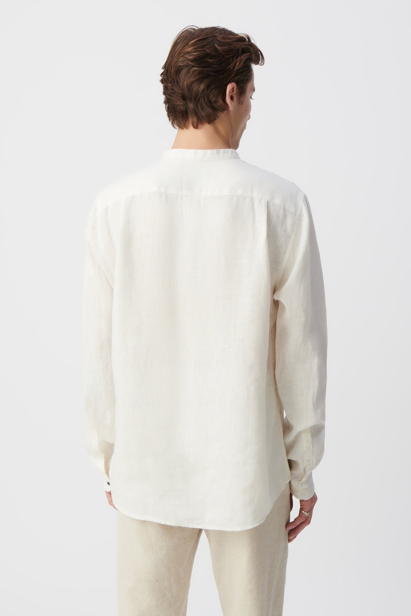 CHALK LINEN REGULAR SHIRT WITH MANDARIN COLLAR 3