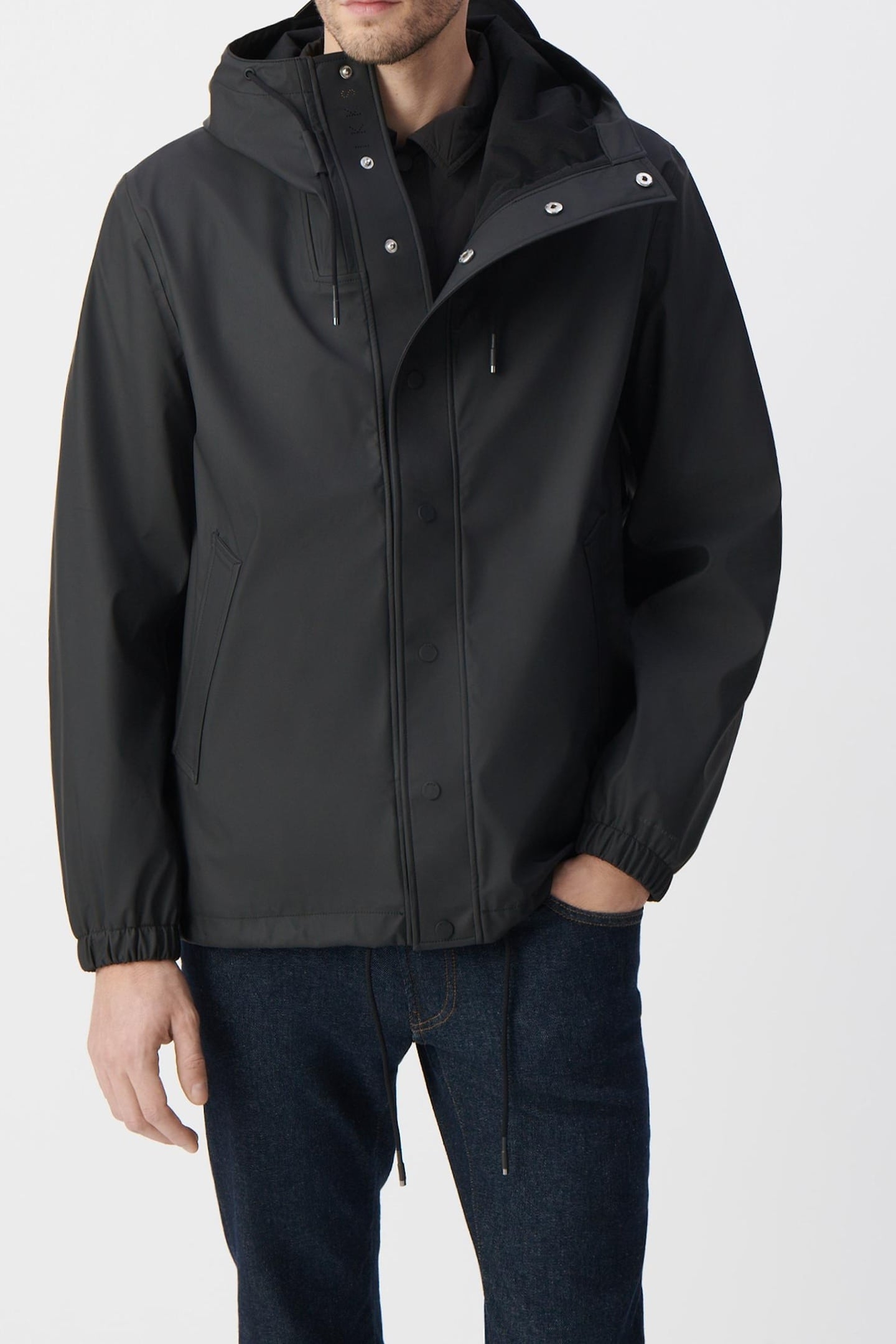 BLACK RUBBER NYLON HOODED JACKET 2