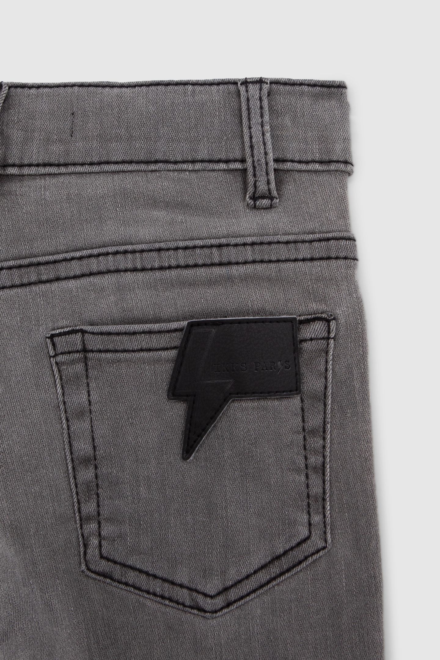 BOY’S GREY SLIM JEANS WITH BADGE AND JACRON LIGHTNING 6