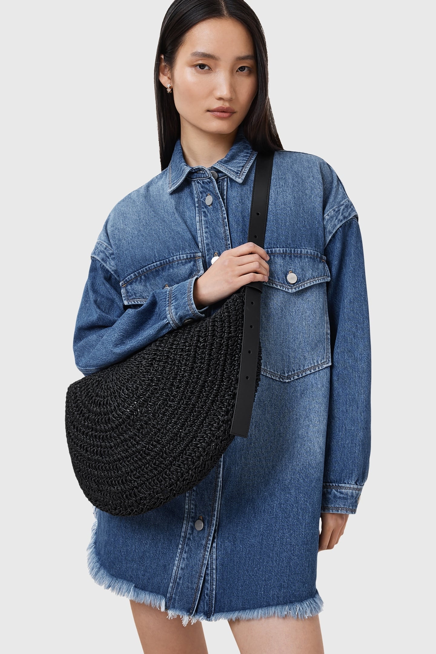 HALF MOON KNOT SHLDR BLACK 1