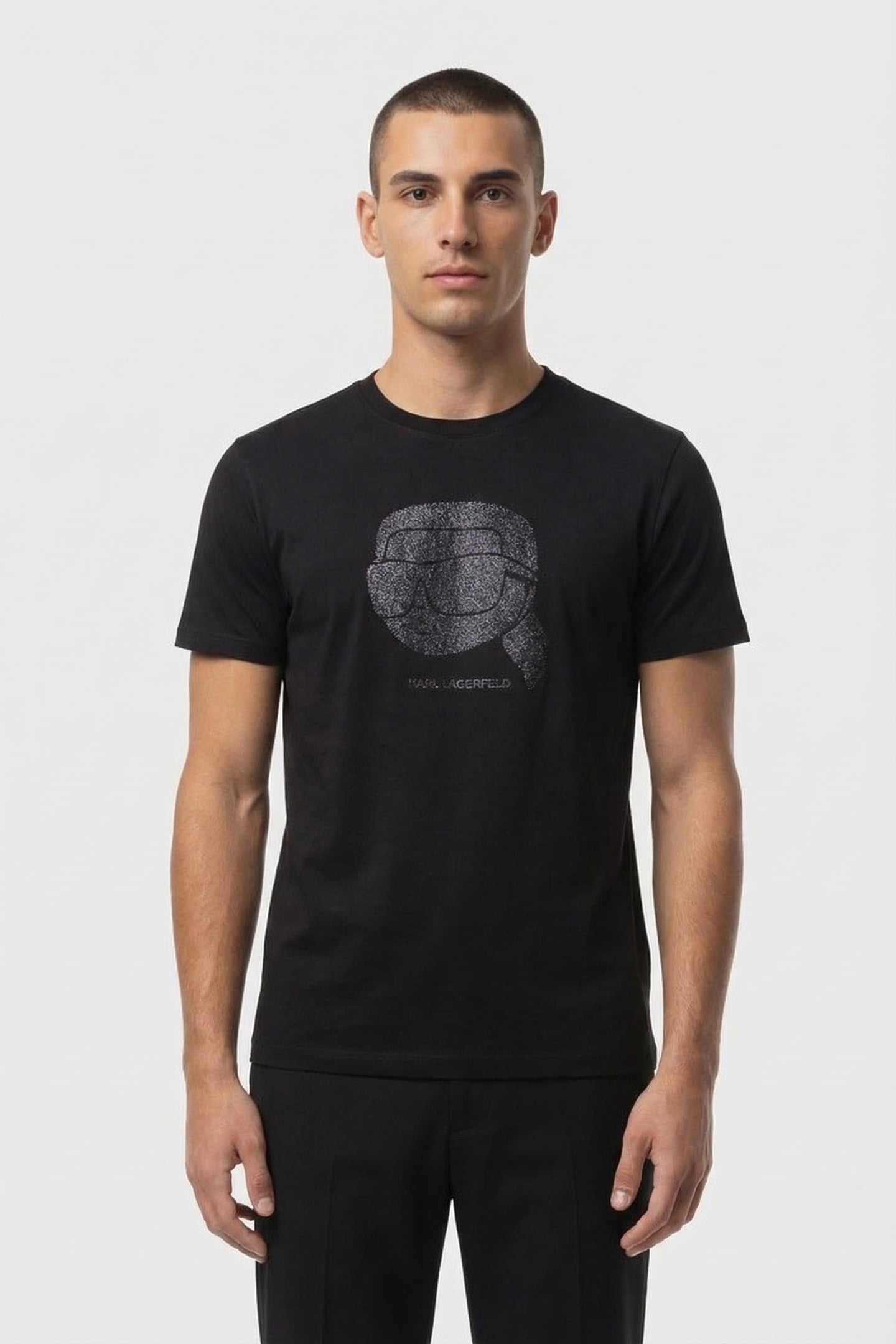 BLACK T-SHIRT CREWNECK 1