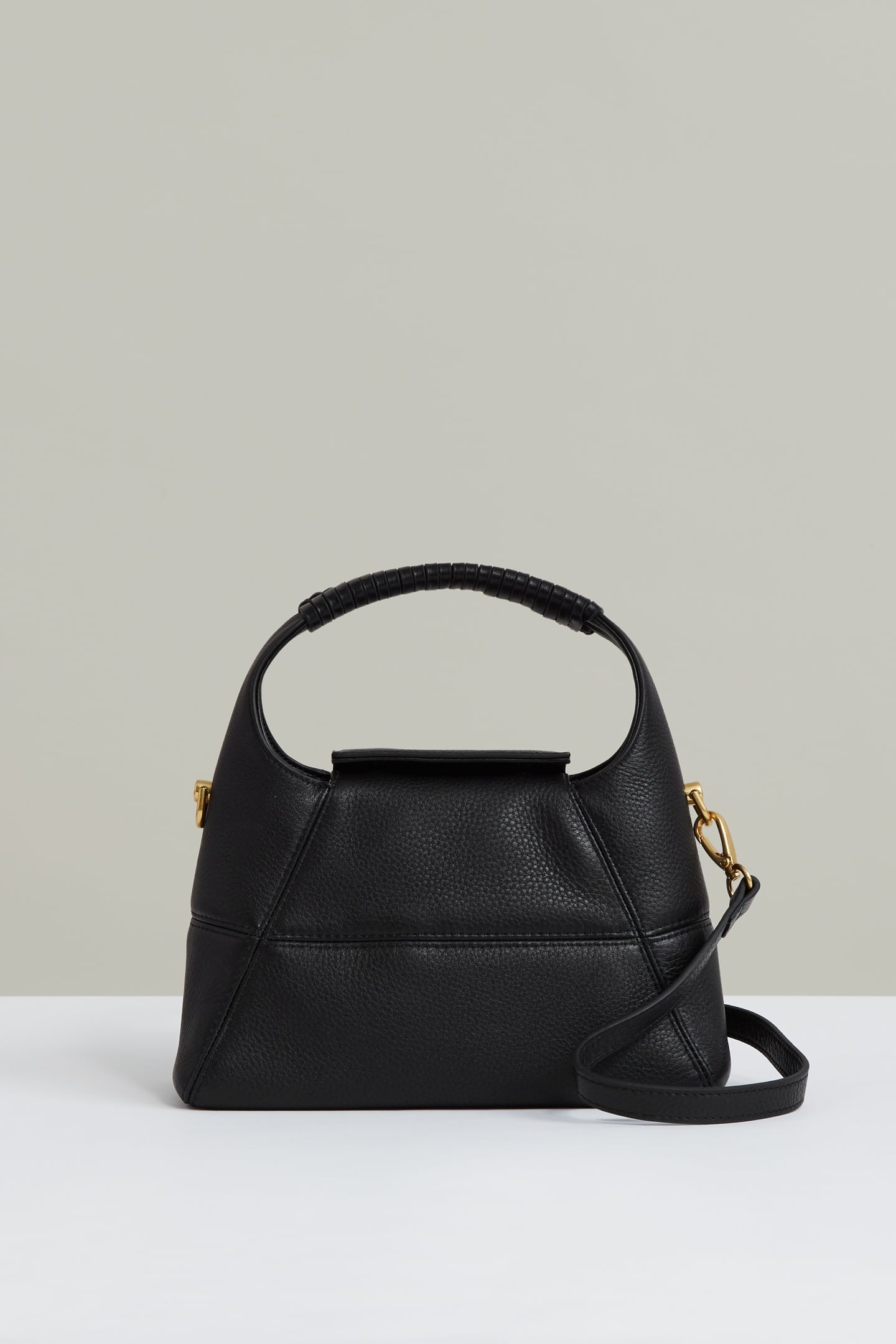 LEATHER SHOULDER BAG BLACK 2